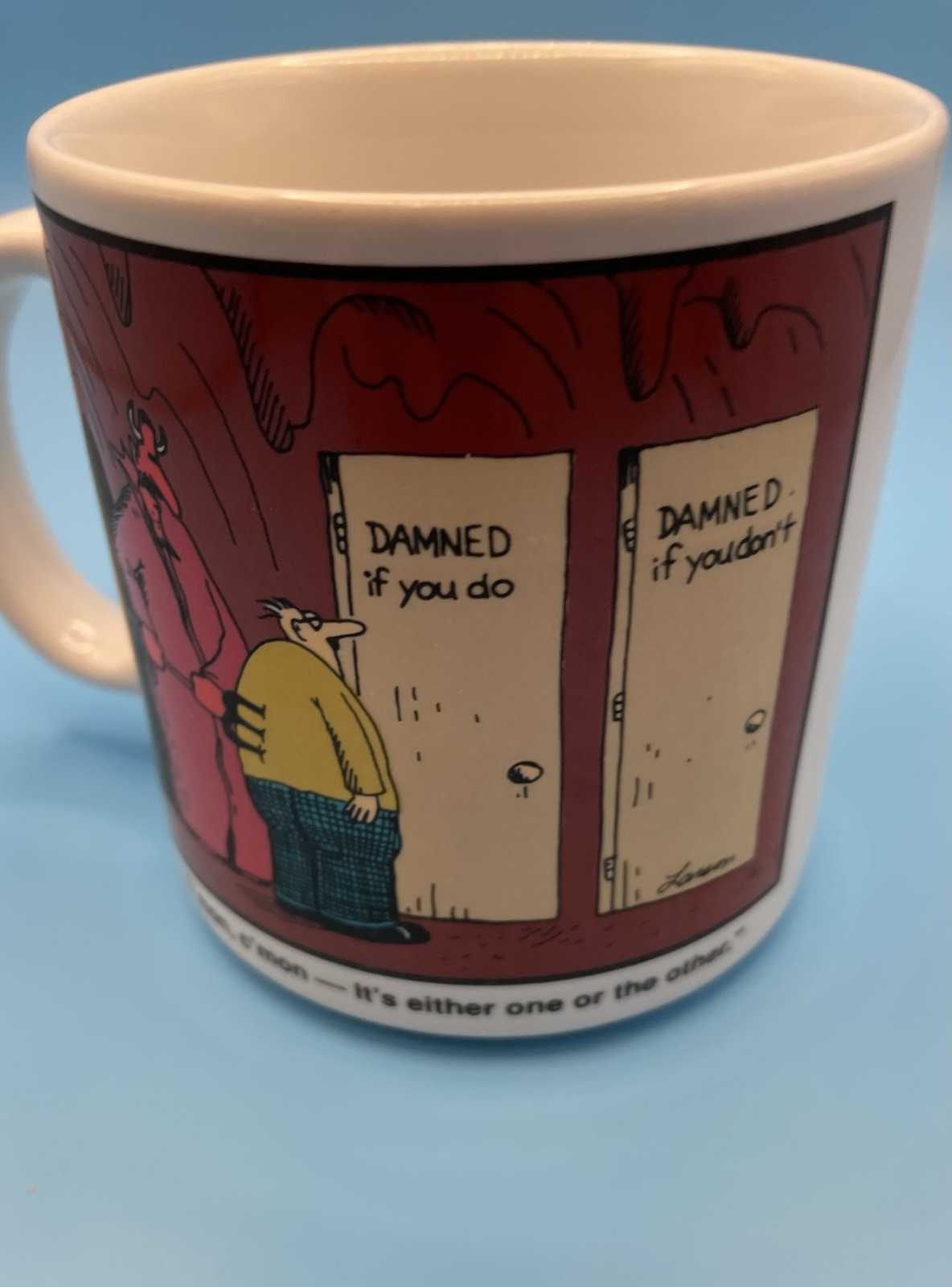 Far Side Gallery “Damned If You Do” Coffee Mug Gary Larson 1985 EUC