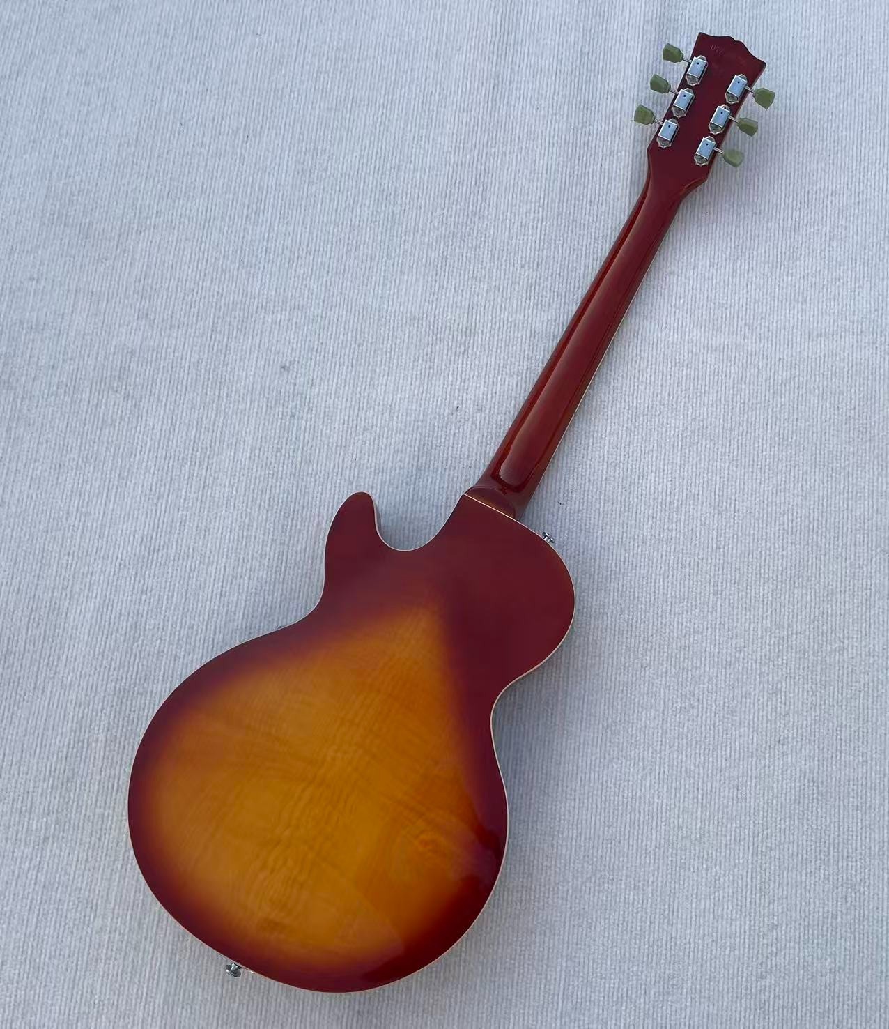 Electric Guitar Semi-Hollowbody Raised Flame Maple Back&Top Glossy Finished