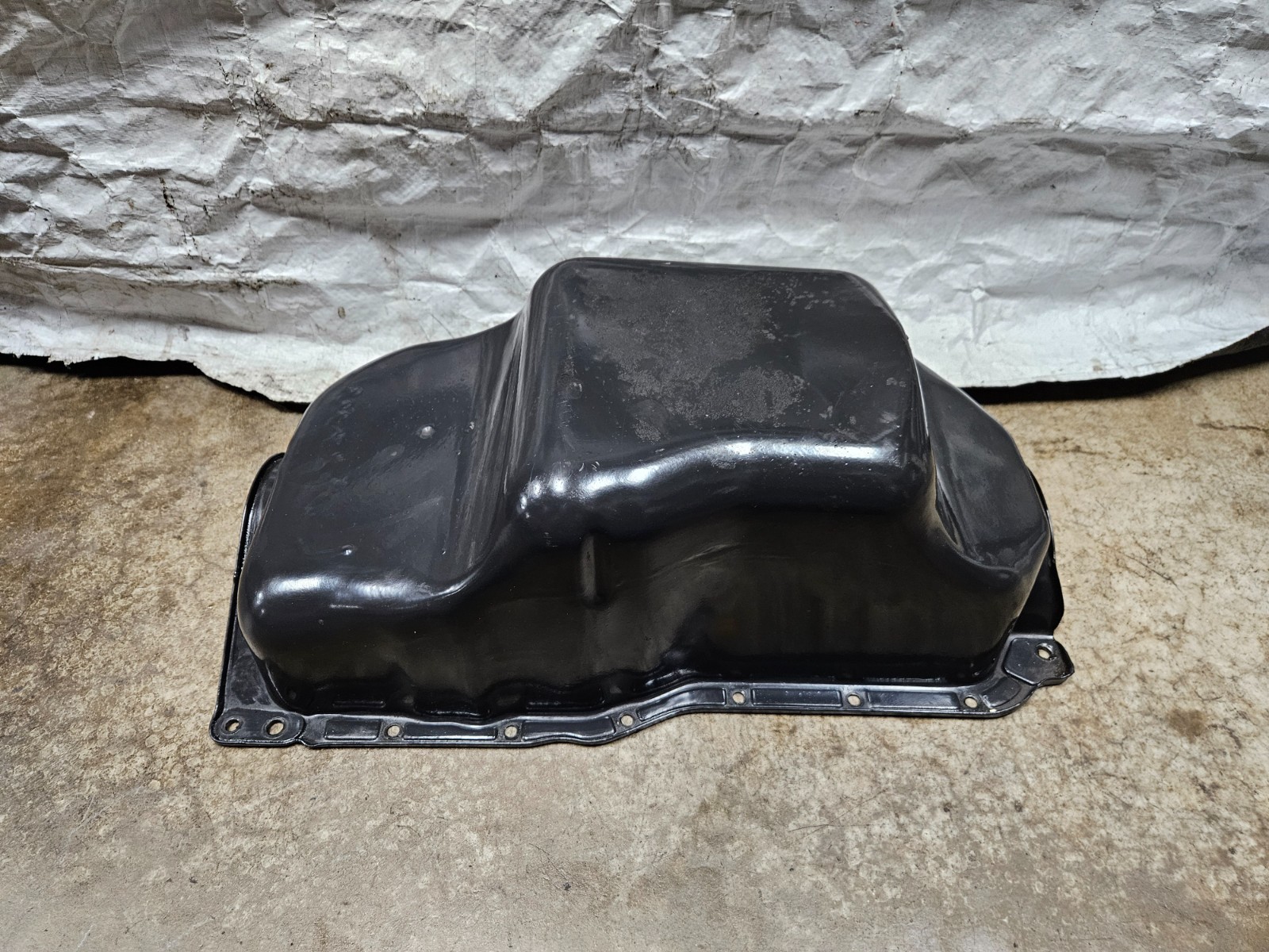 OMC Cobra Volvo Penta GM 3.0 Oil Pan Reservoir Basin 3854015