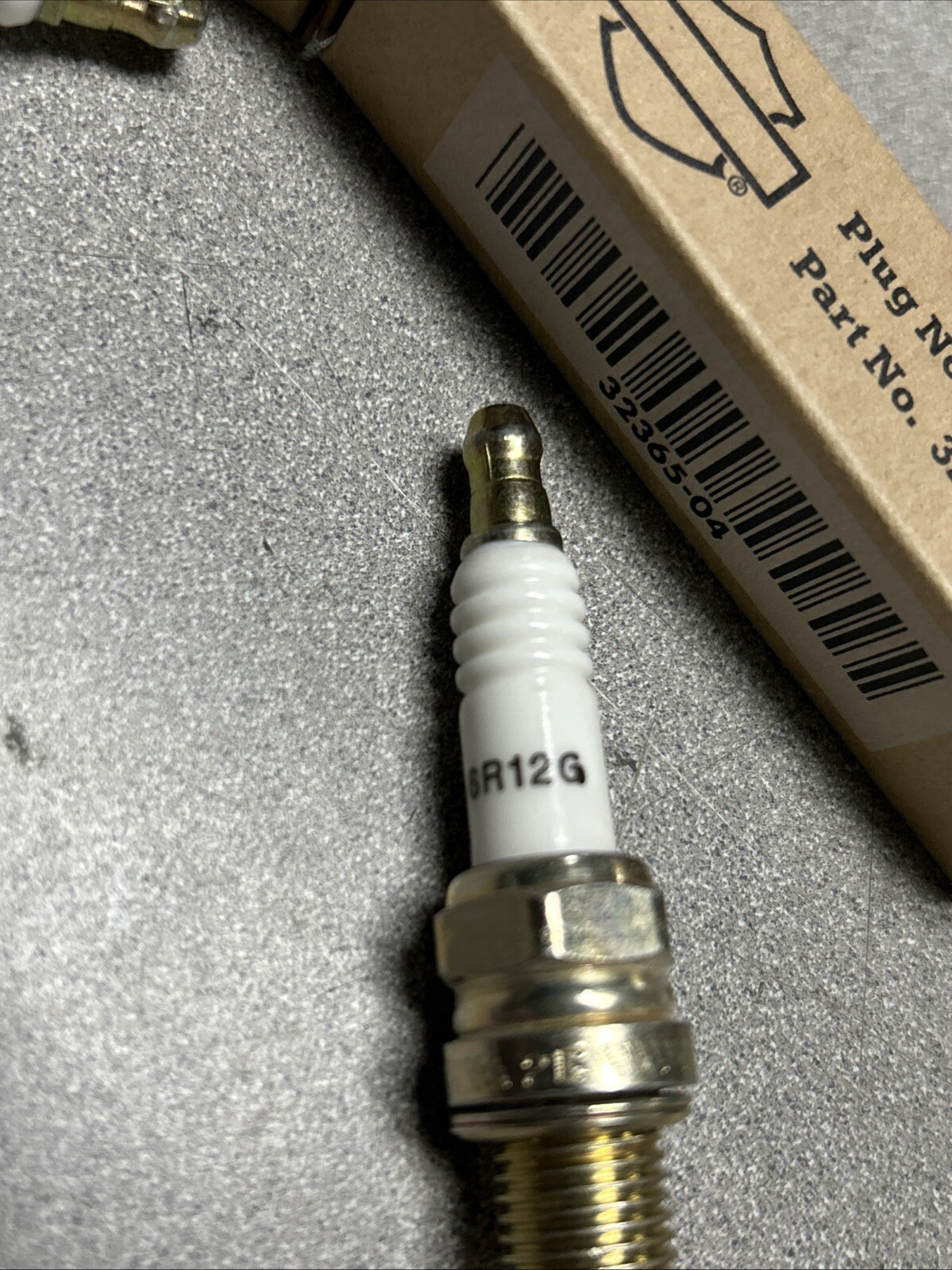 Harley-Davidson NEW OEM Spark Plugs 6R12 GOLD (Pair) for Twin Cam Models