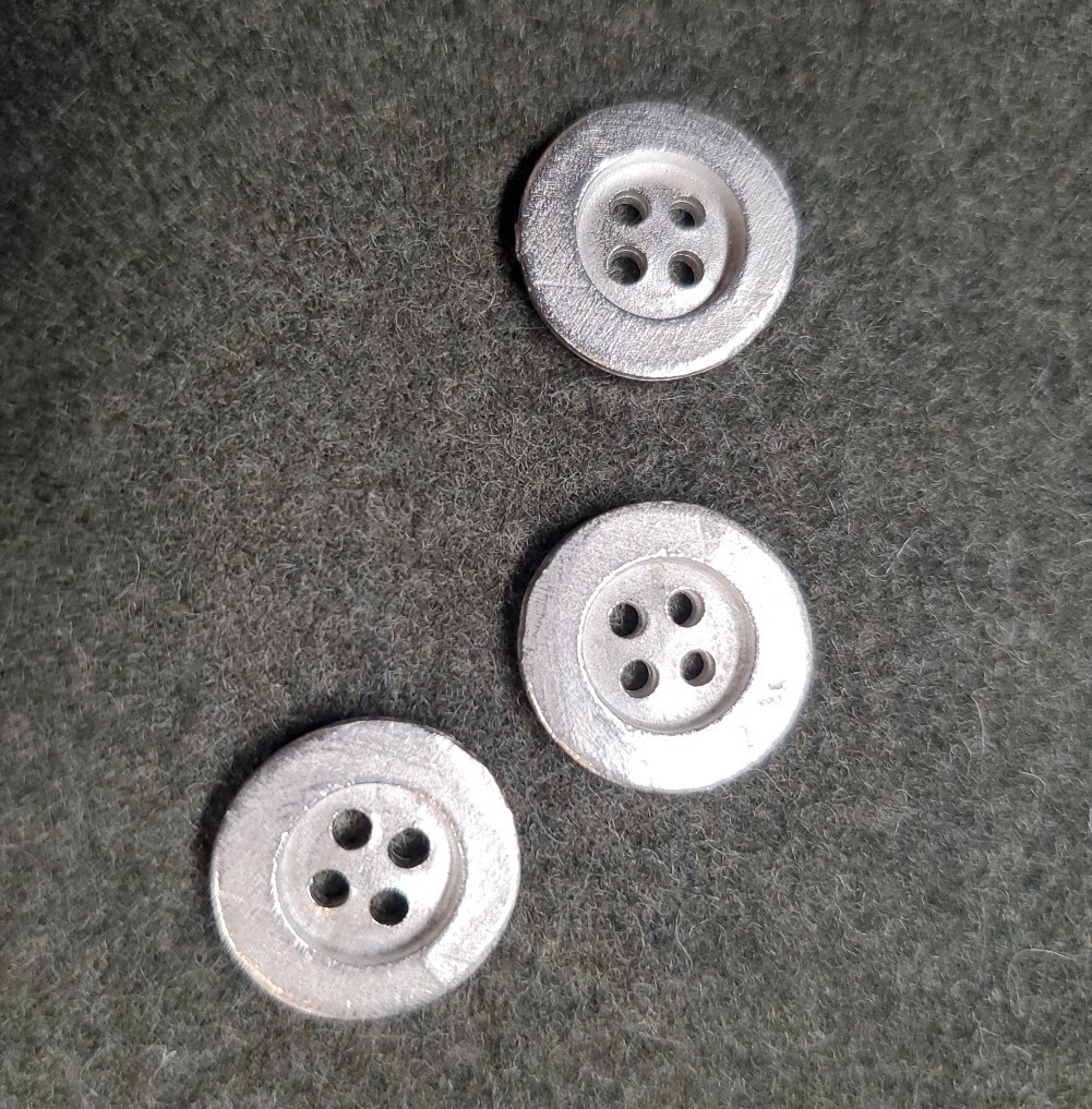 WWI German M 1915 trouser metal buttons, Individual. Small buttons by the each