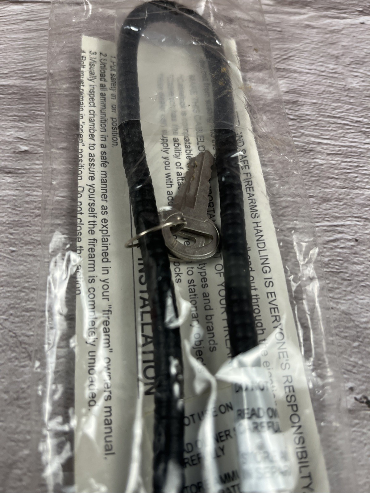 COLT Factory Cable Lock Pistol Lock with 2 Keys New In Package