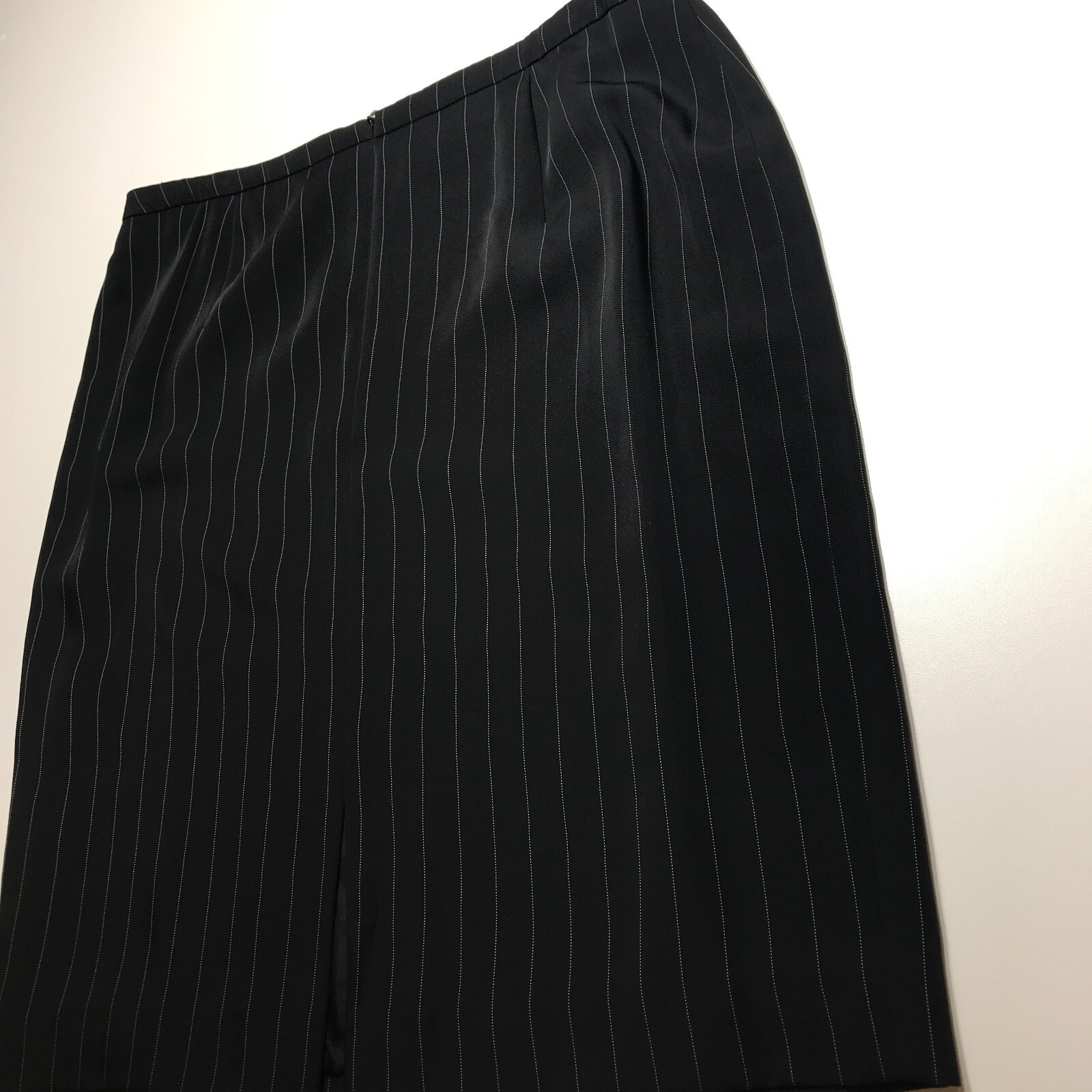 Jones New York Women Black Pinstripe Business Career Classic Modern Skirt Sz 14