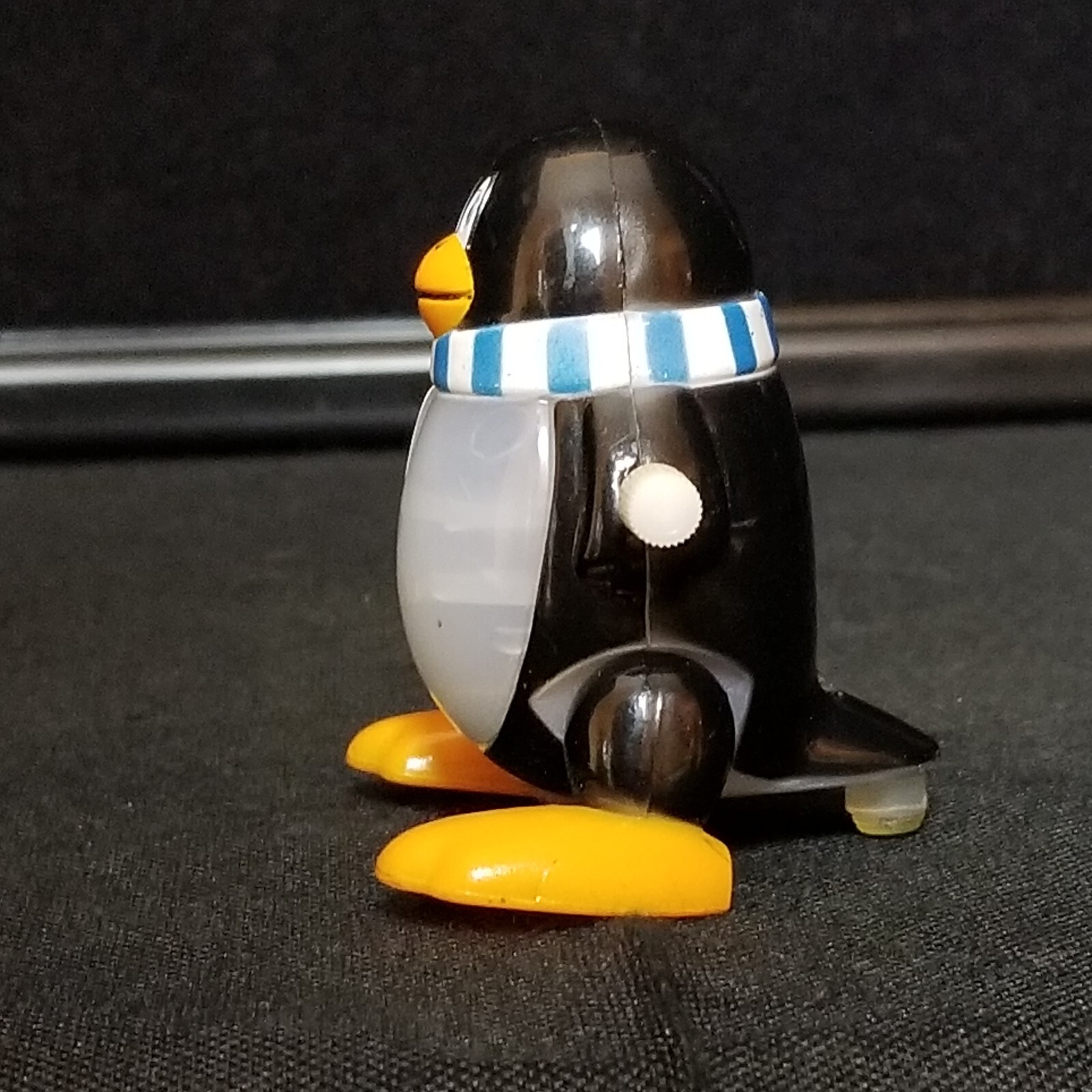 Z Wind Ups Peter The Backflipping Penguin RARE HTF