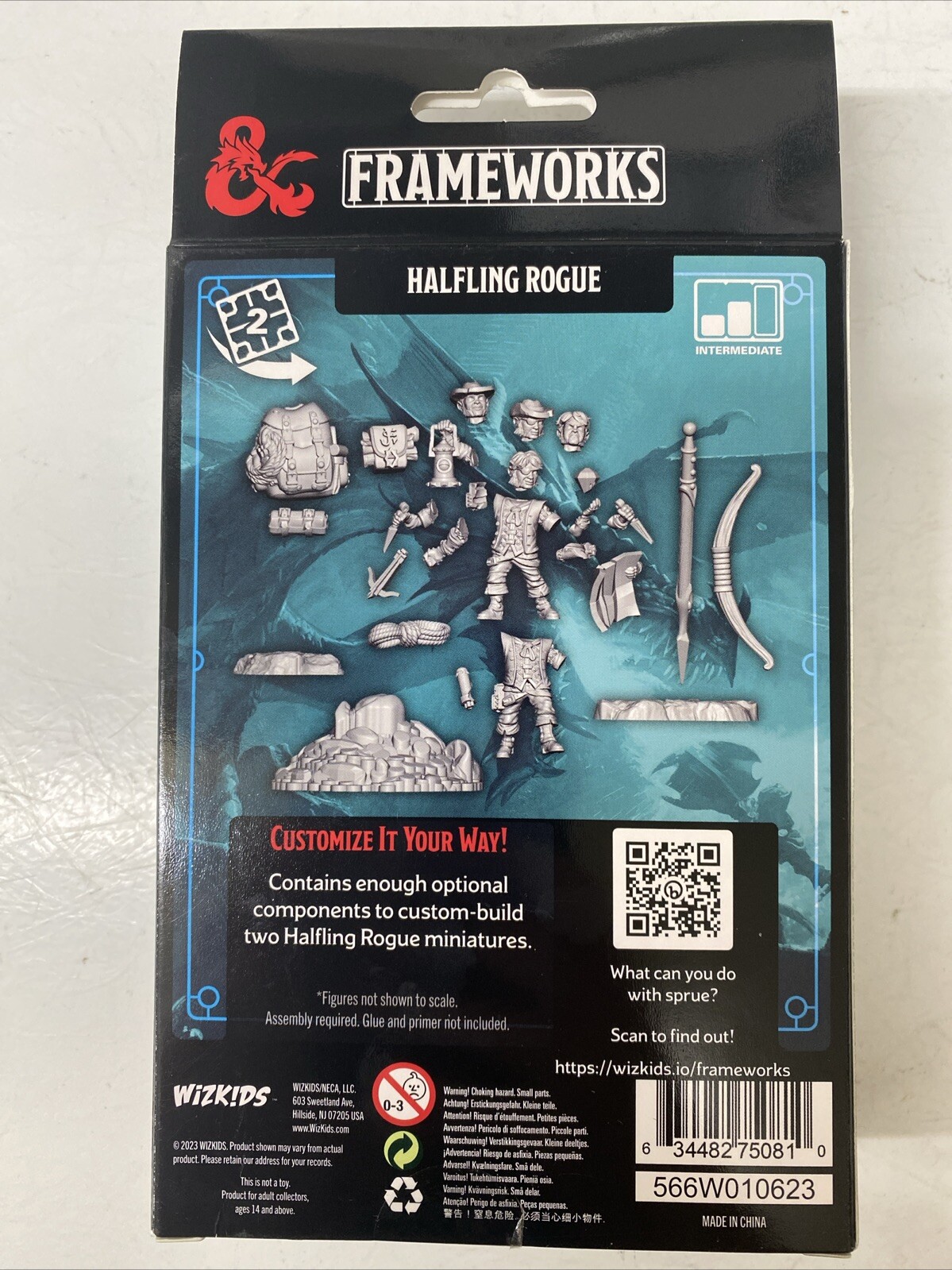 Dungeons & Dragons Frameworks: Male Halfling Rogue (NEW IN BOX) 75081 2023