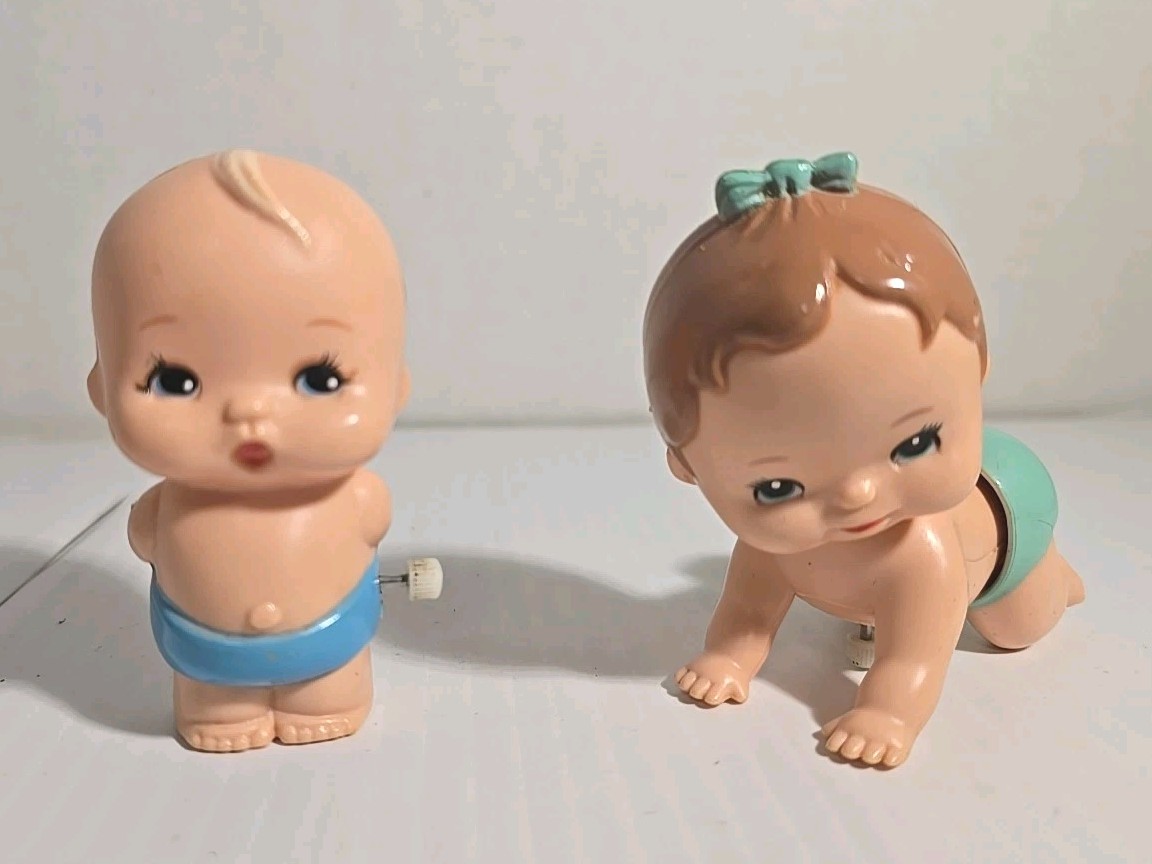 Lot Of 2 Vtg 1977 Tomy Wind Up Toys Baby Girl Crawling & Boy Walking Taiwan WORK