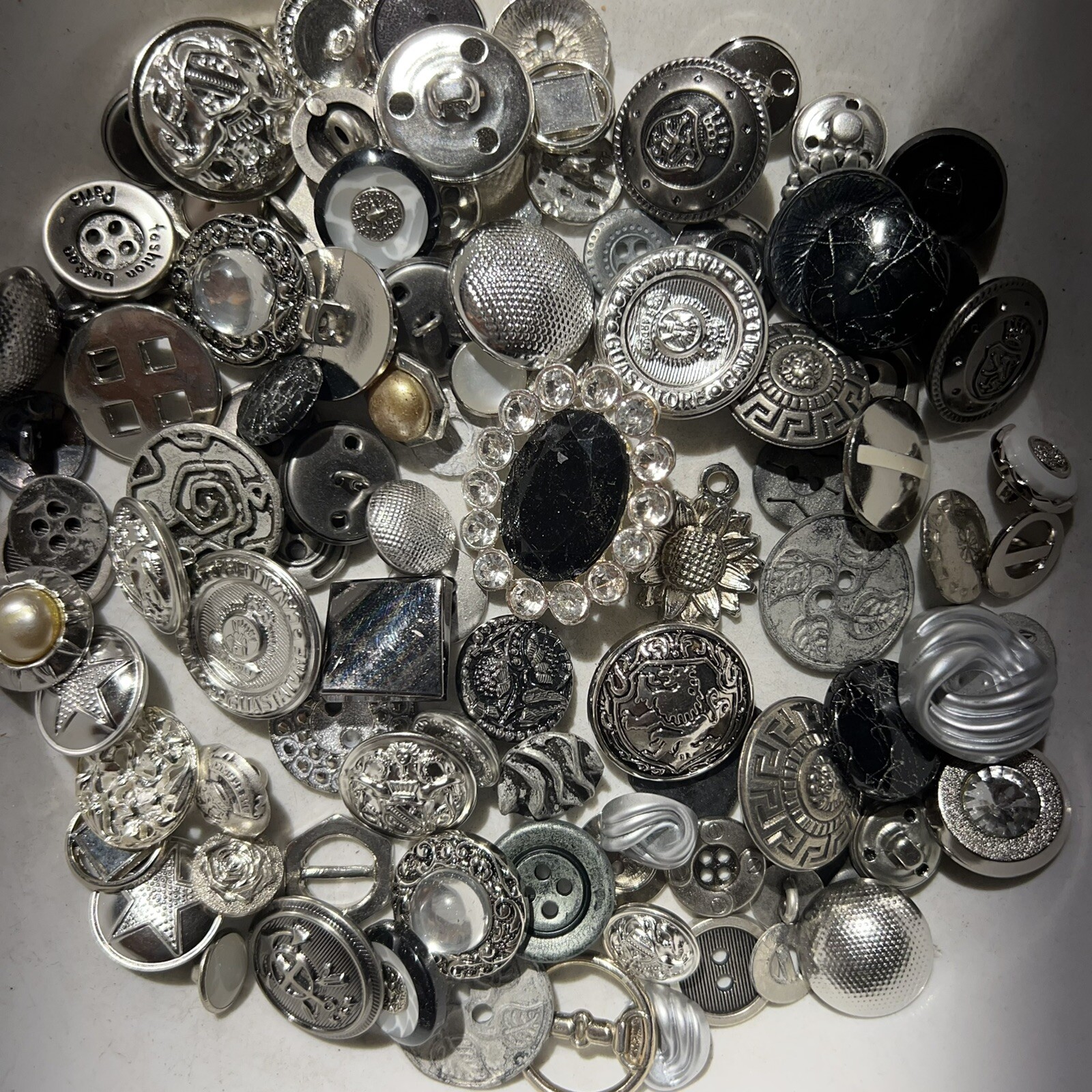 Premium MIXED LOT All Kinds Of SILVER & ANTIQUE SILVER Buttons All Sizes