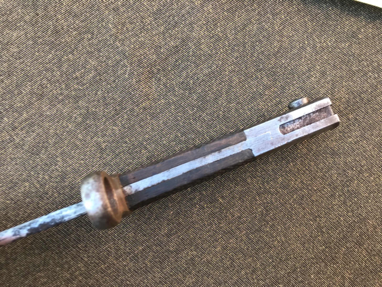 Spanish Mauser 1913 sword BAYONET with scabbard - also fits other rifles C-DESP