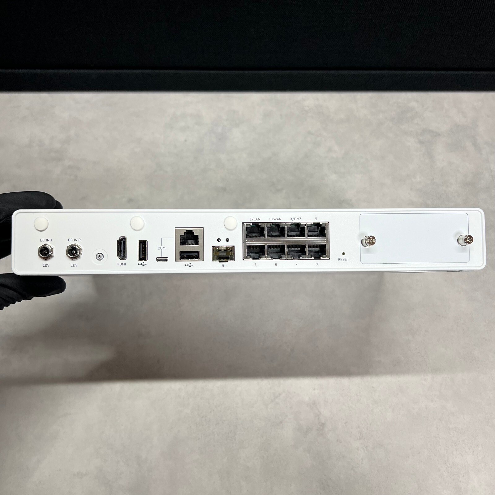 Sophos XG 135 REV 3 Firewall Desktop appliance w/adapter Tested Good【1day ship!】