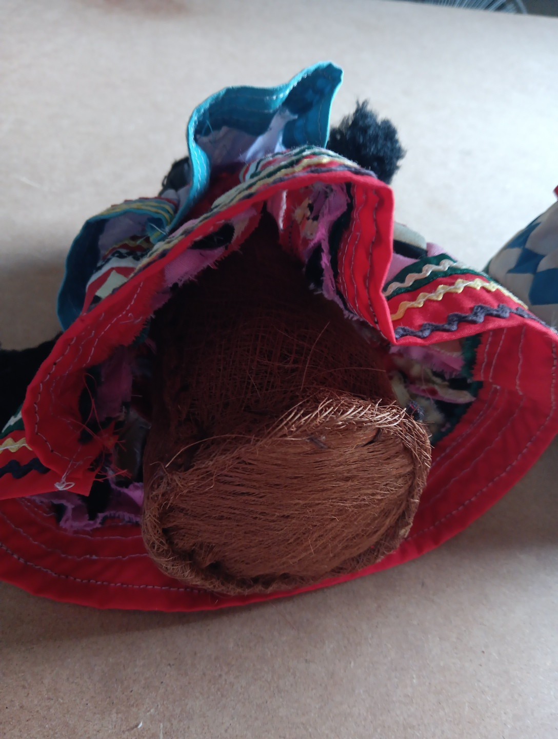 2 Native American Seminole Husk Dolls, Palmetto Fiber Cloth Dresses