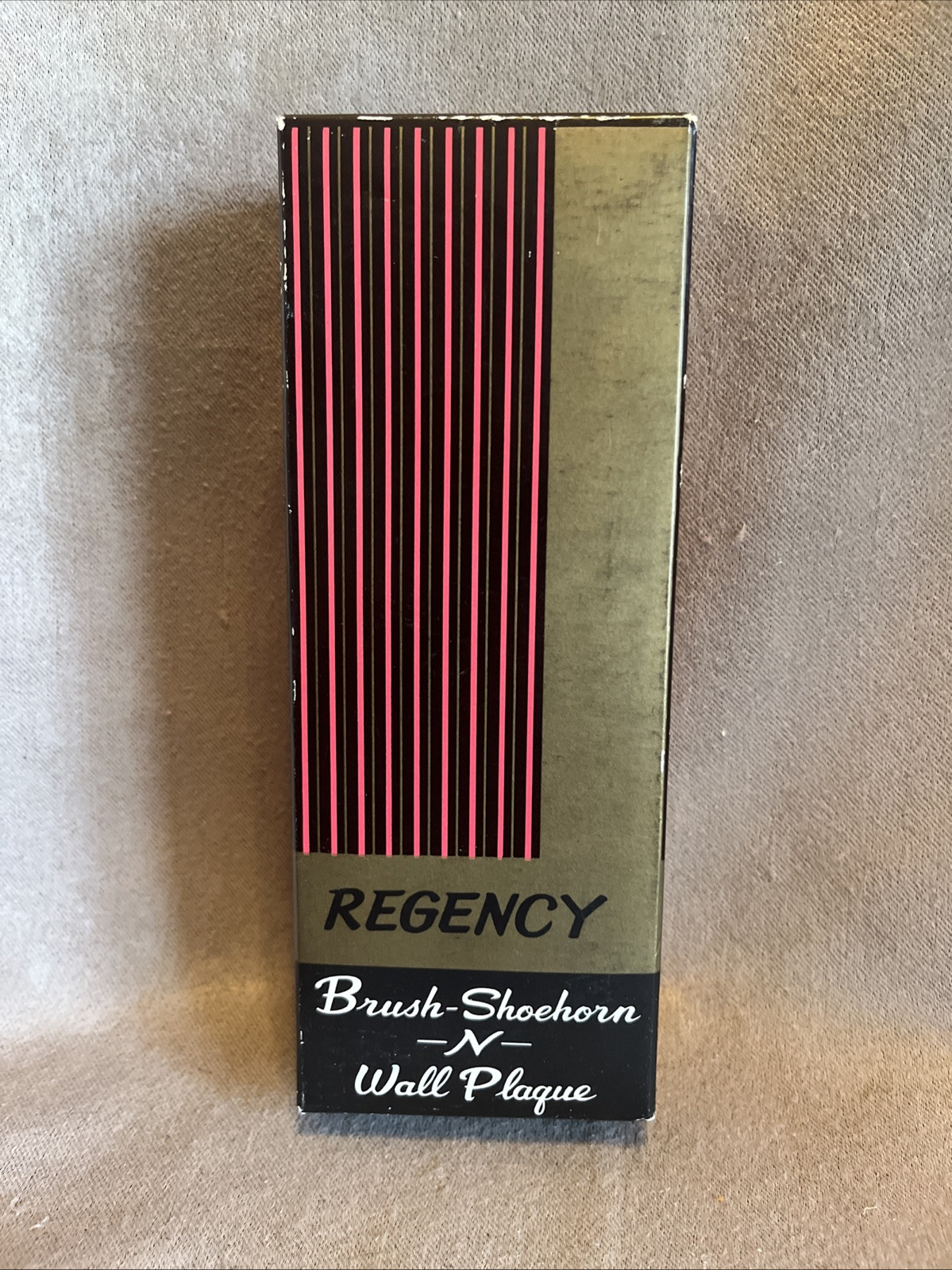 VTG 1960's REGENCY Travel Horse Brush, Shoehorn & Wall Plaque NEW IN BOX UNUSED