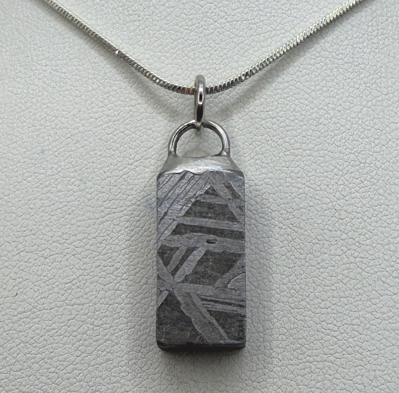 Aletai Meteorite Pendant, Space Jewelry, Etched Iron Widmanstätten 10.10g