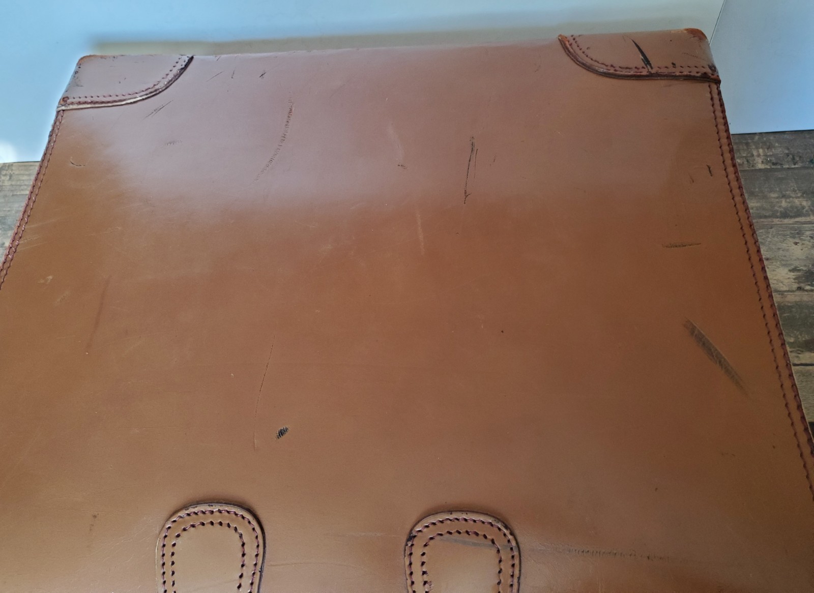 Vtg 1940-50s Cowhide Leather WINGS Suitcase Flight Luggage Carry-On 22”X 19”X 6”