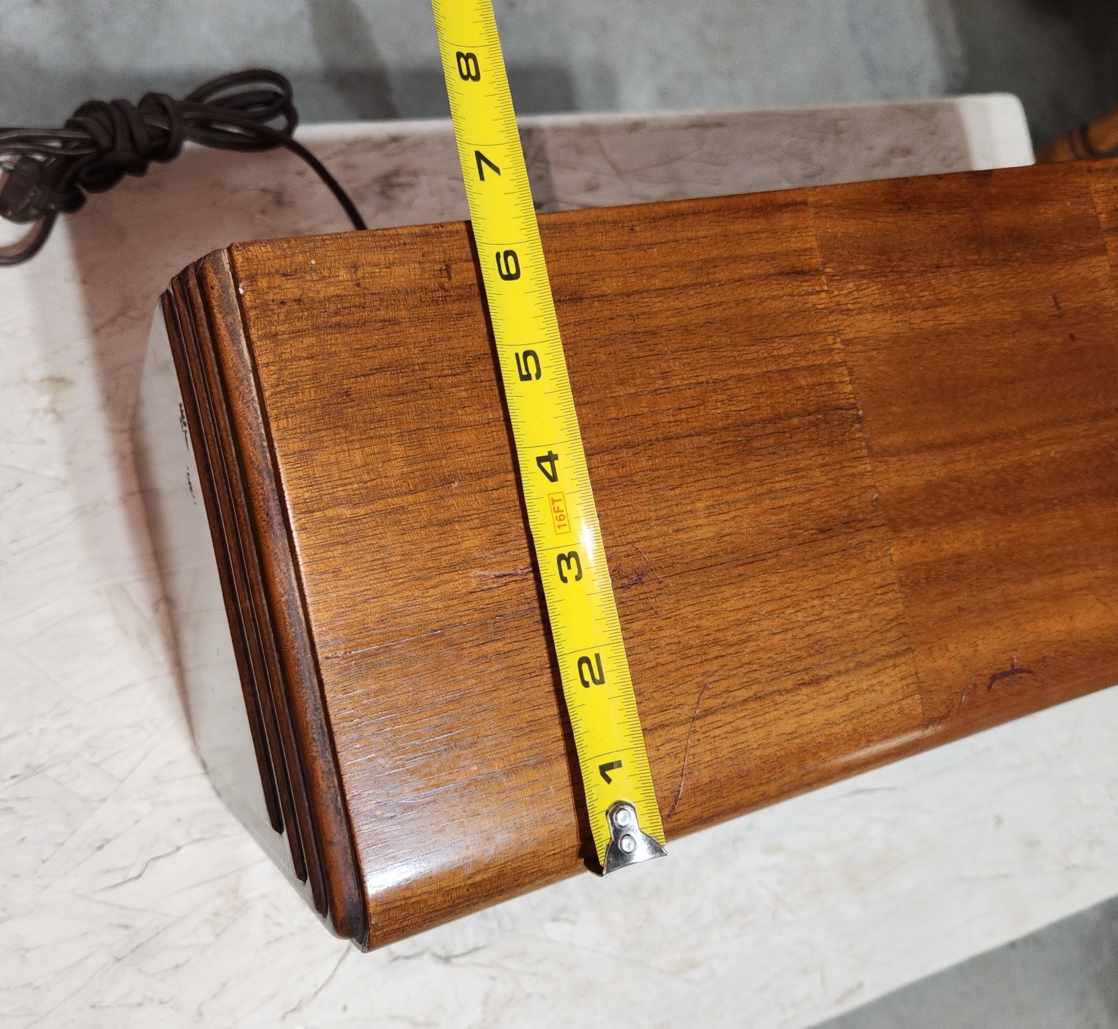 PHILCO Art Deco Table Top Radio ~ Model 38-17 ~ 1938 ~ WOODEN Cabinet