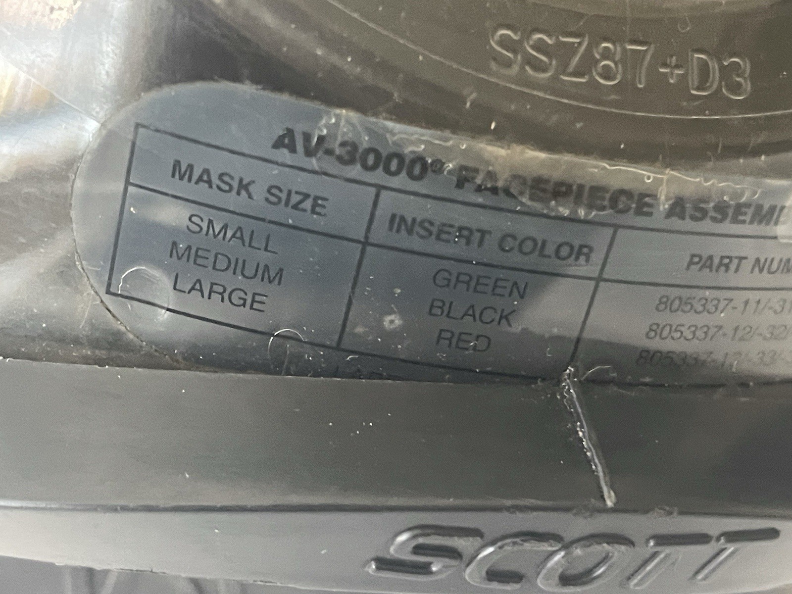 Scott AV-3000 MEDIUM Firefighter Mask w/KEVLAR 5 Point Headnet USED
