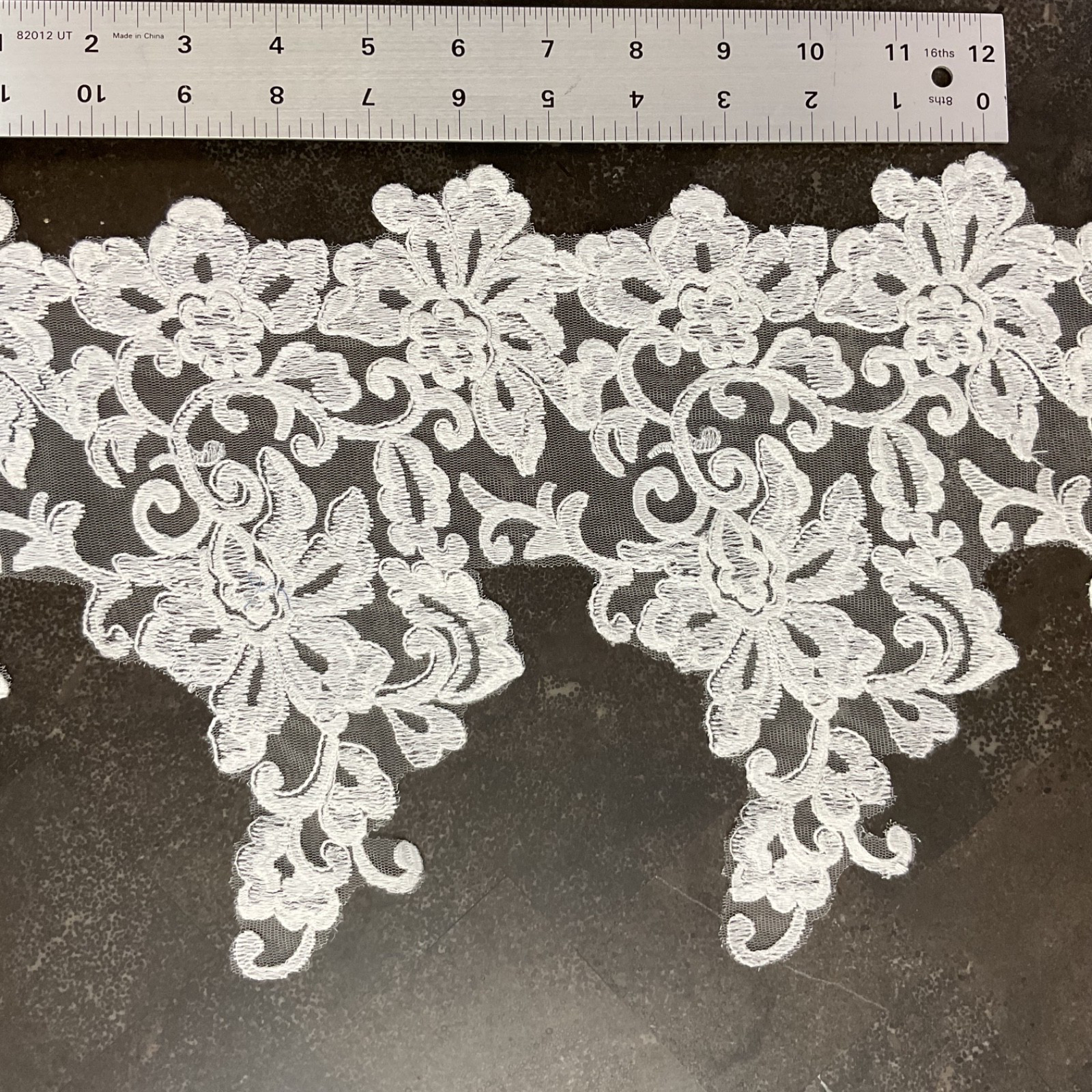 Chantilly lace embroidered bridal sewing trim 4 yards scalloped floral
