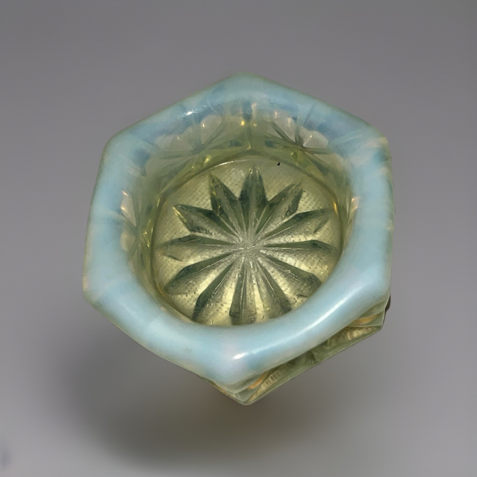 ANTIQUE John Walsh Milky Opalescent Hexagonal Bright Uranium Glow Salt Cellar