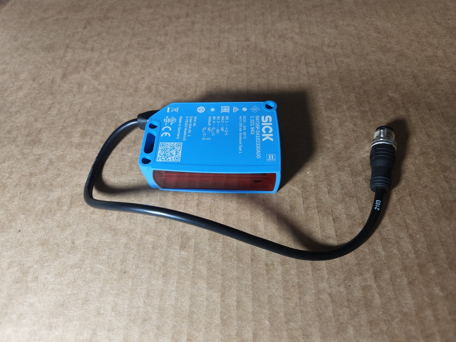 NEW SICK RAY26P-34162330A00 Reflex Array Photoelectric Sensor ~ 1221943