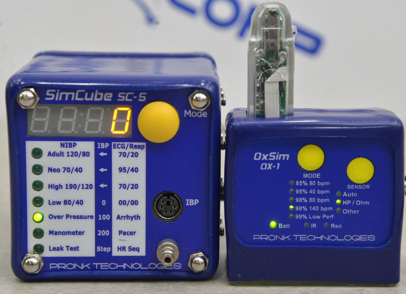 Pronk Technologies Optical Pulse Oximeter Simulator w/ SimCubeSC-5 & Accessories