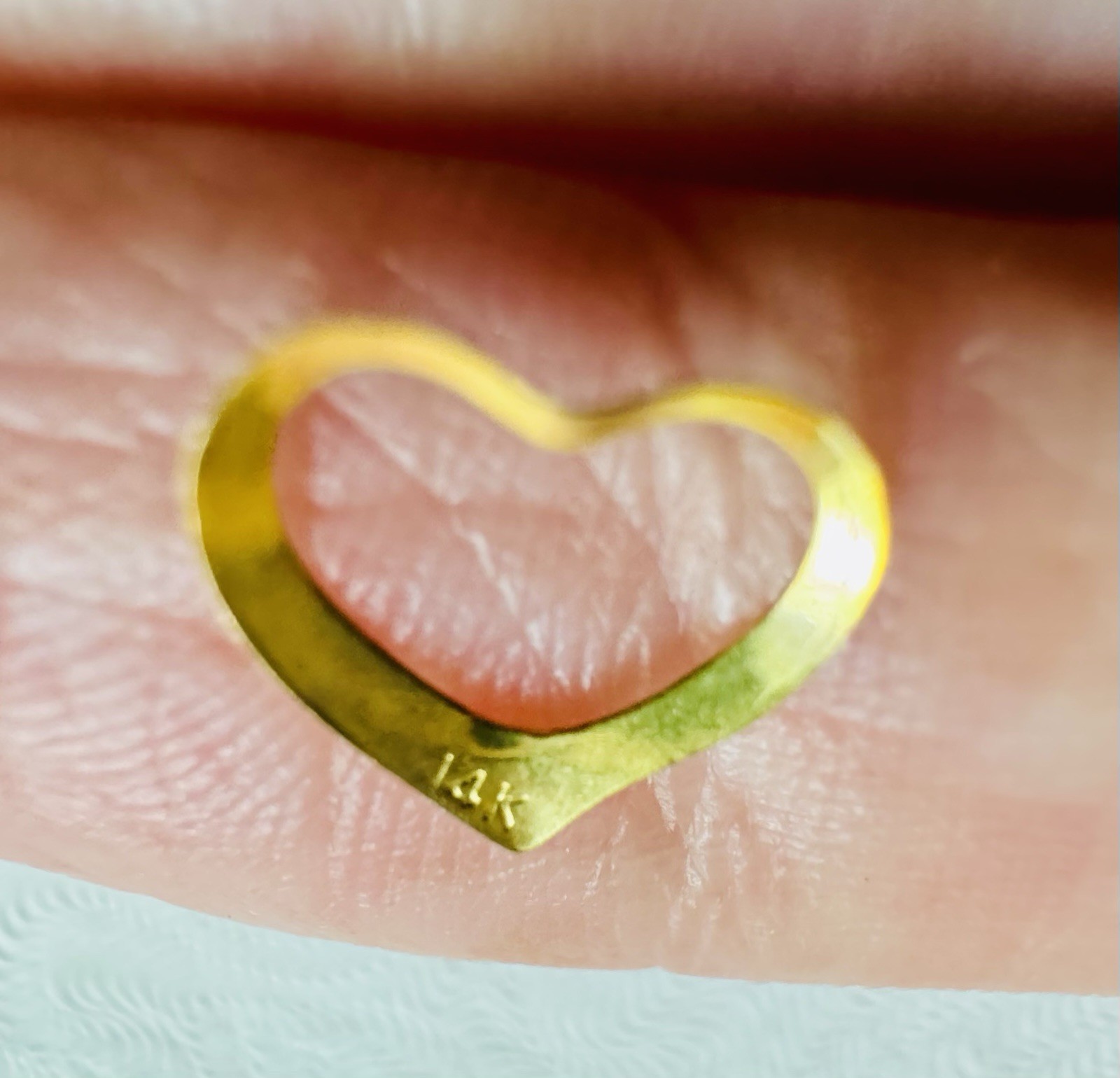 (3 Piece LOT) 14K Gold Floating Heart Shapes ~ Hang on Necklace /Craft SEE SIZE