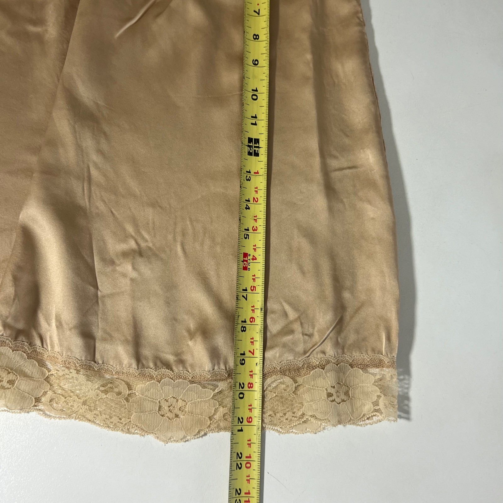 WinterSilks Slip Skirt Womens S Champagne 100% Silk Lace Trim Luxurious Fairy