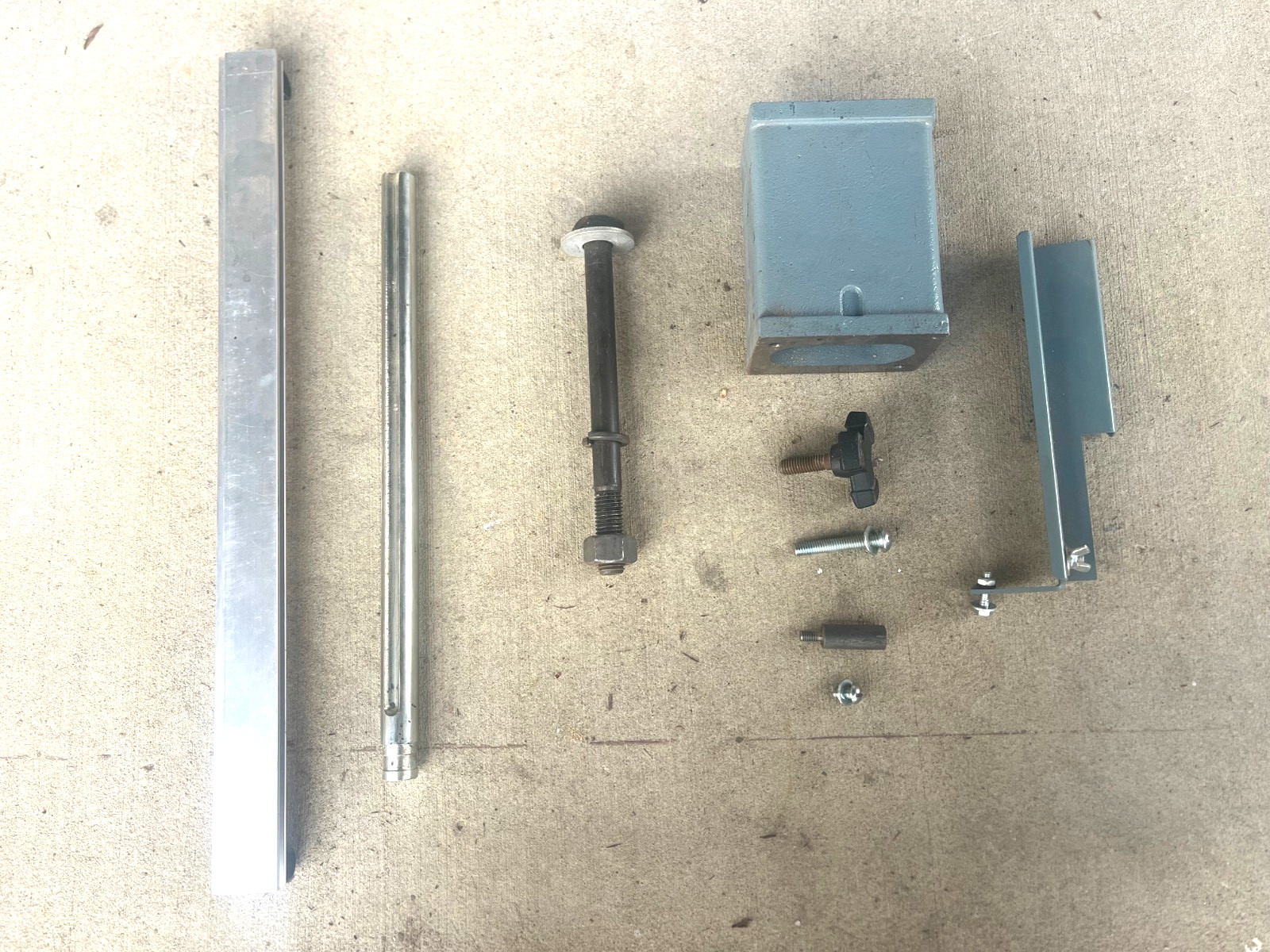 Delta Rockwell 14" Band Saw 6" Riser Block Height Extension Kit -- Round Post