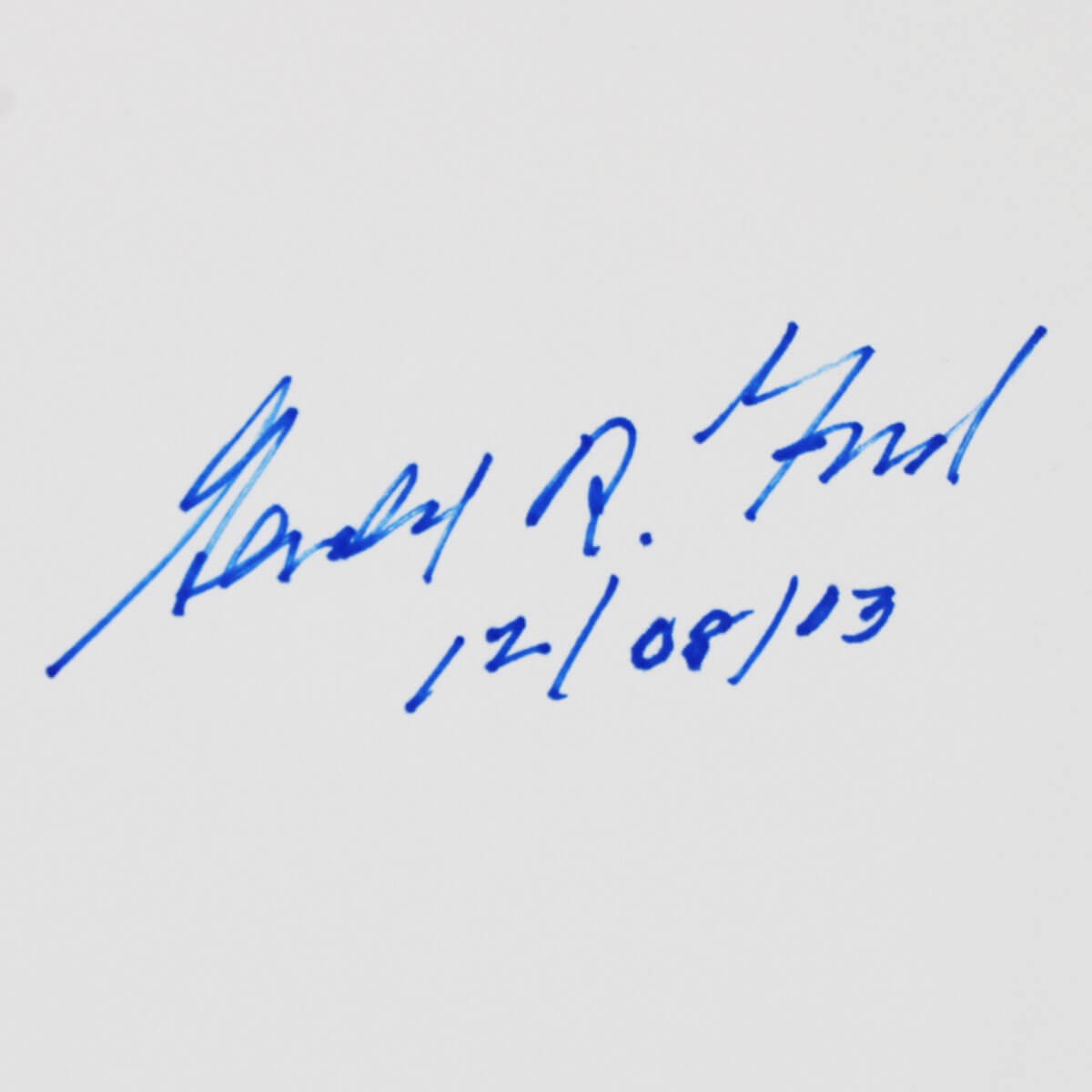 President Gerald Ford Signed Book The Warren Commission Report - COA JSA