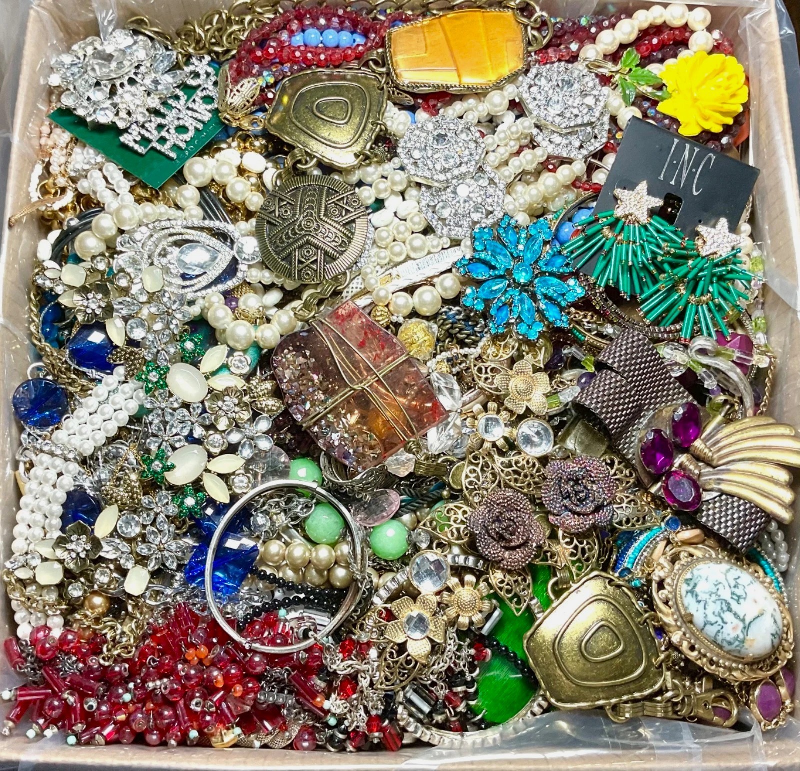 Over 3 Pounds Unsearched Lot Jewelry Old Vintage & Modern Wear & Junk Mixed In
