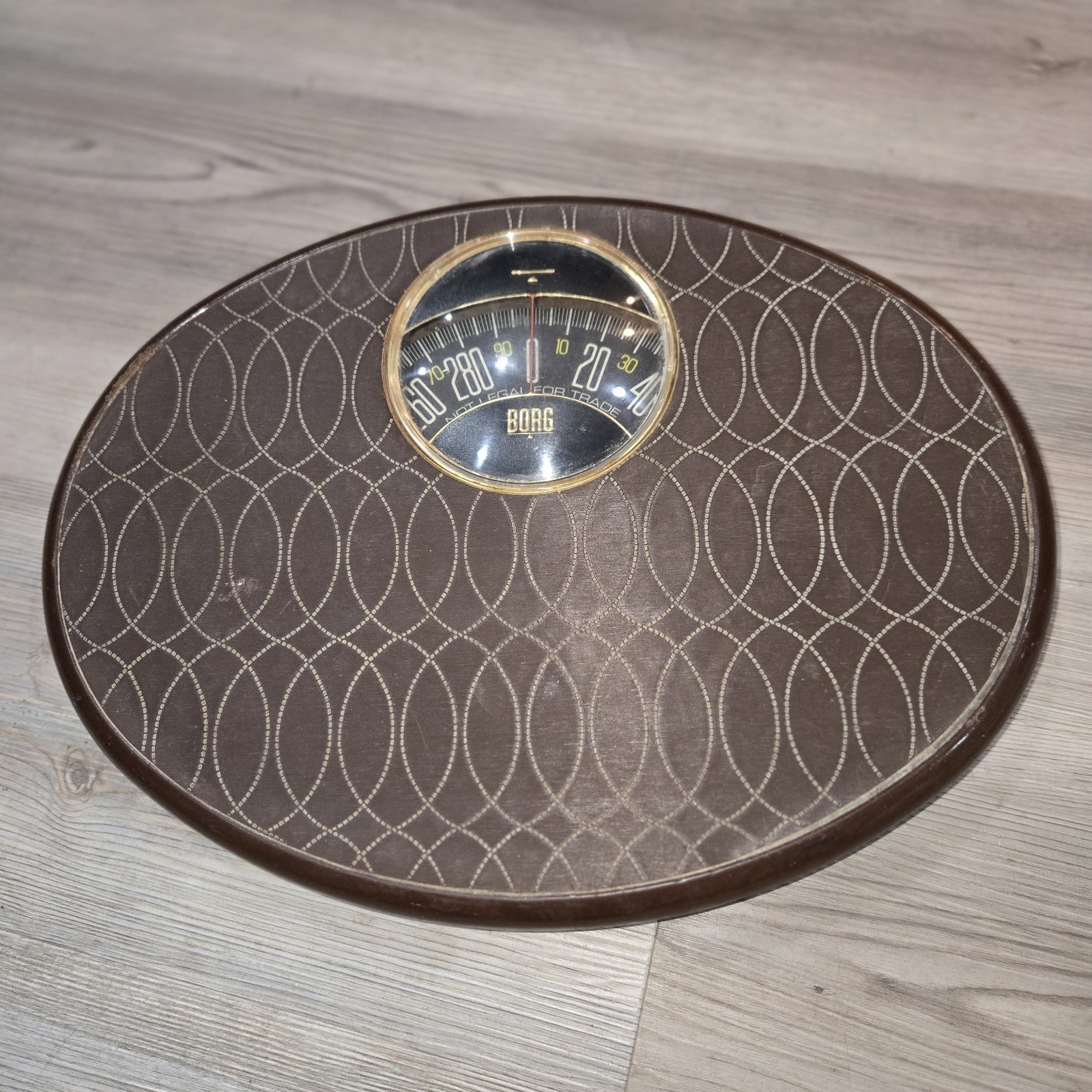 Vintage Borg Bathroom Scale Glass Weight Reader Oval Brown Color