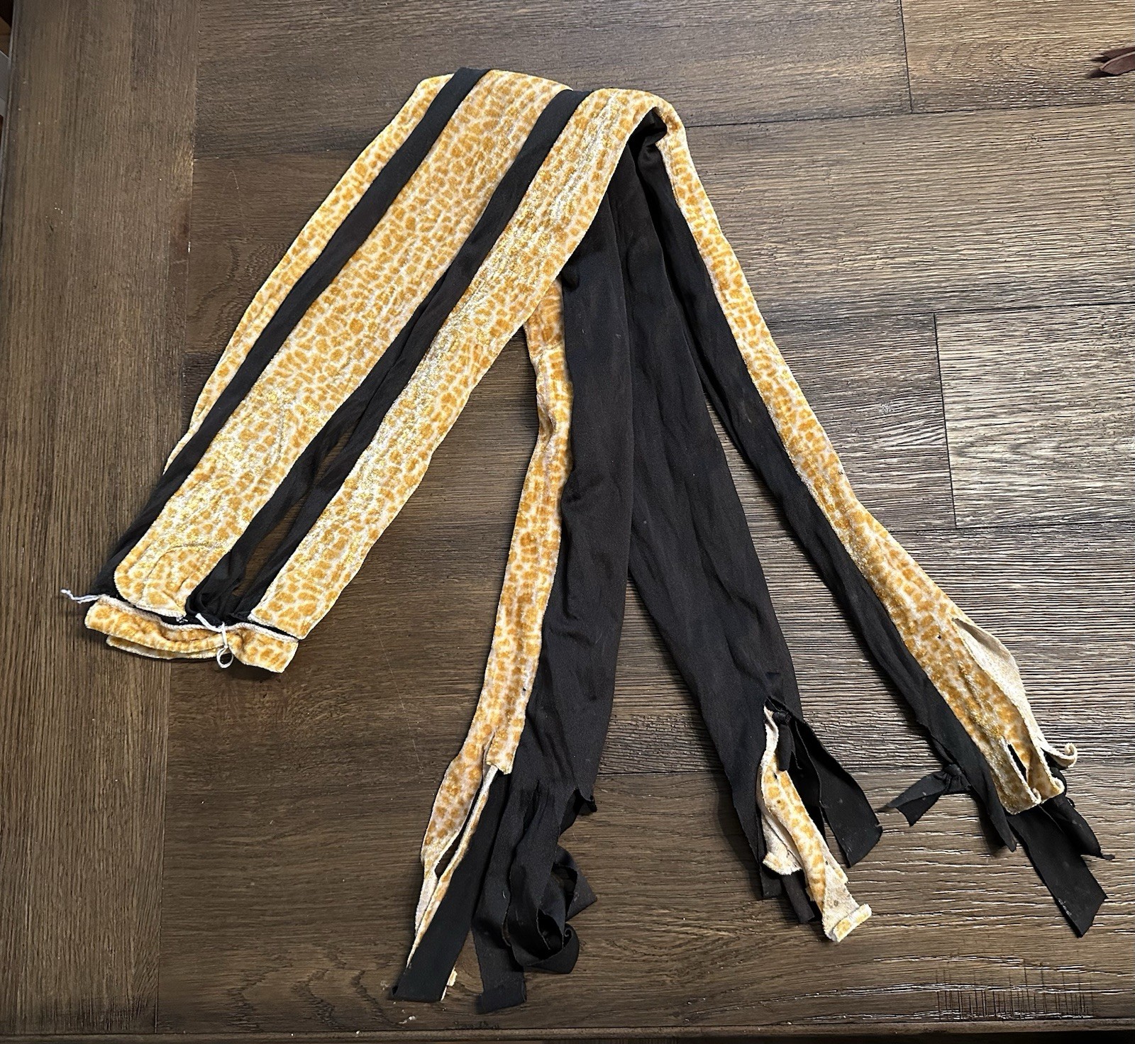 Horse Tack - Tail Tamer 3 Tube Braid