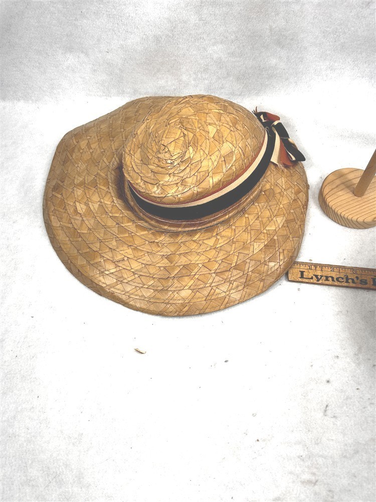 antique straw hat wide brim natural color 20.5 inch inside edge original 1940