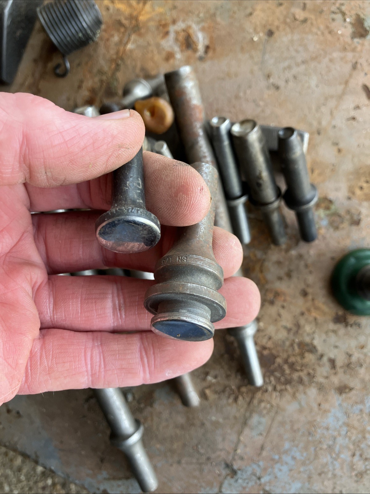 VTG Lot of 19 Air Gun Riveter Aircraft Tools Flush Seating Rivet +2 Bucking Bars