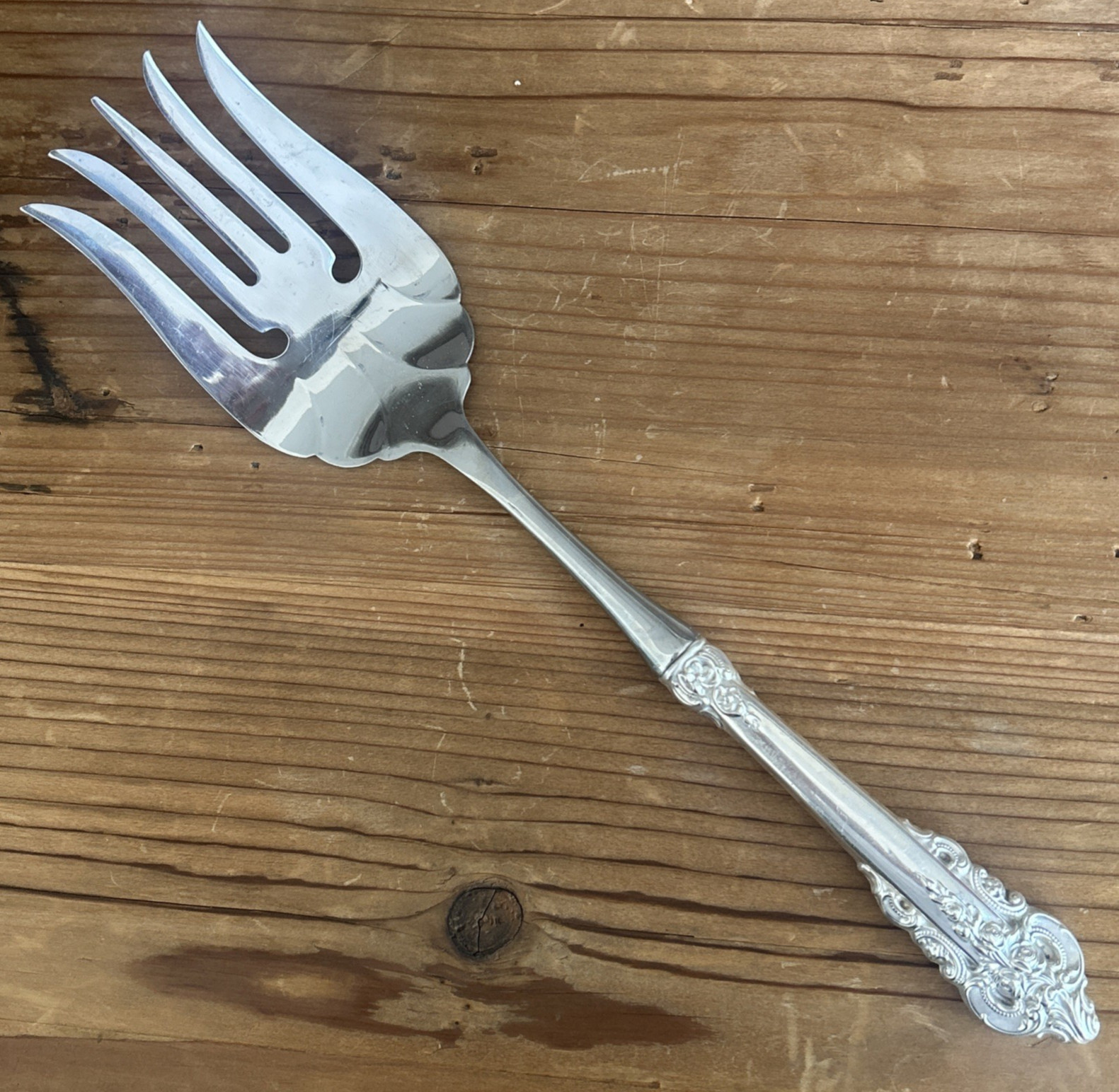 GRANDE BAROQUE Wallace Sterling Silver Large Serving Fork
