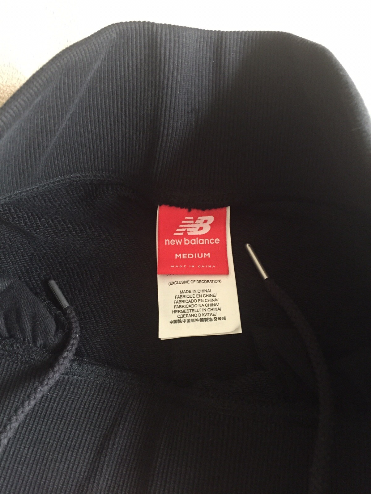 New Balance Women's Essentials Fleece Drawstring Sweatpant (Black, M)