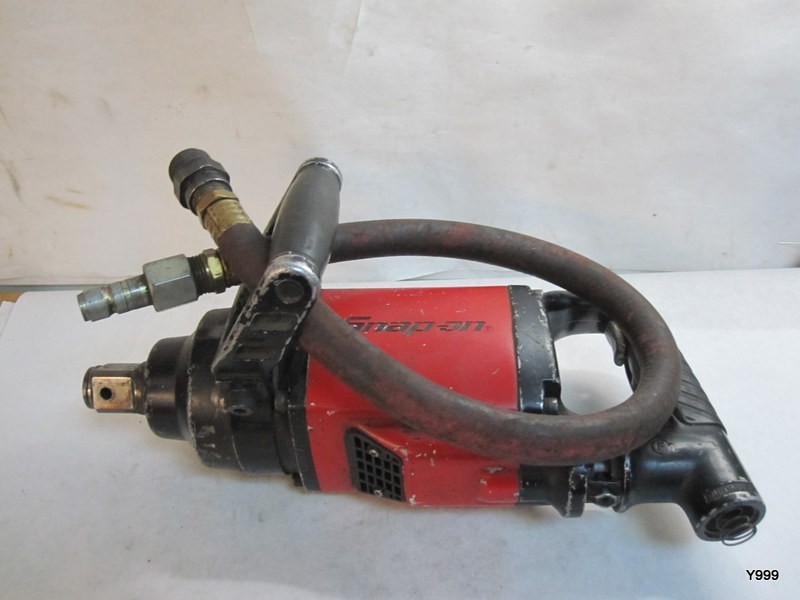 SNAP ON TOOLS IM1800 1 INCH DRIVE IMPACT GUN