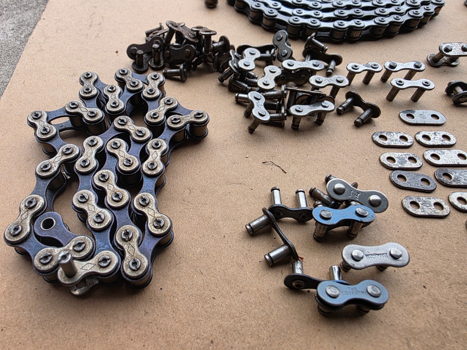 VINTAGE BICYCLE CHAINS PARTS LOT DIAMOND HEAR IT SNAP UNION SKIPT TOOTH ETC