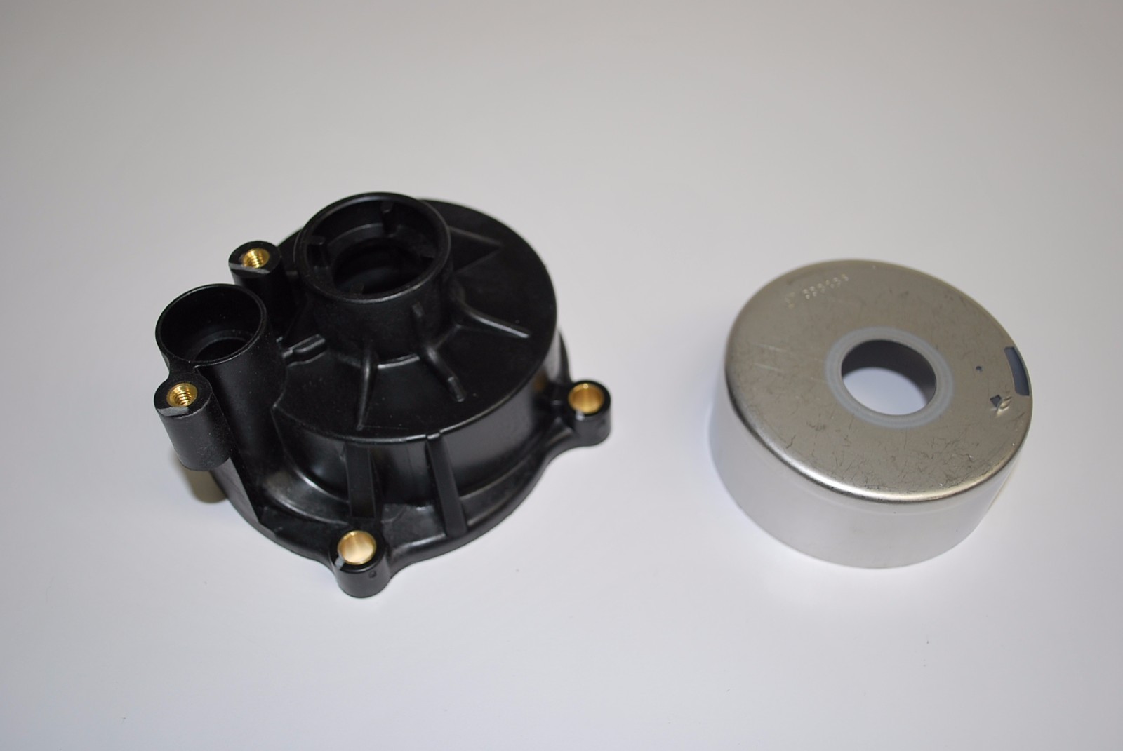 New Johnson Evinrude OEM Outboard Water Pump Kit 5001595 w Housing BRP/OMC