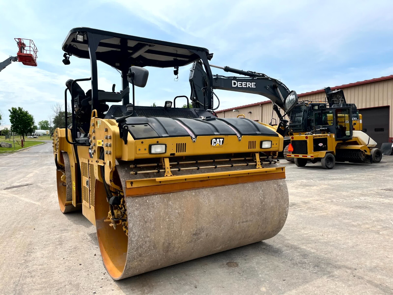 2017 Caterpillar CAT CB66B 84" Smooth Double Drum Vibratory Ride On Roller