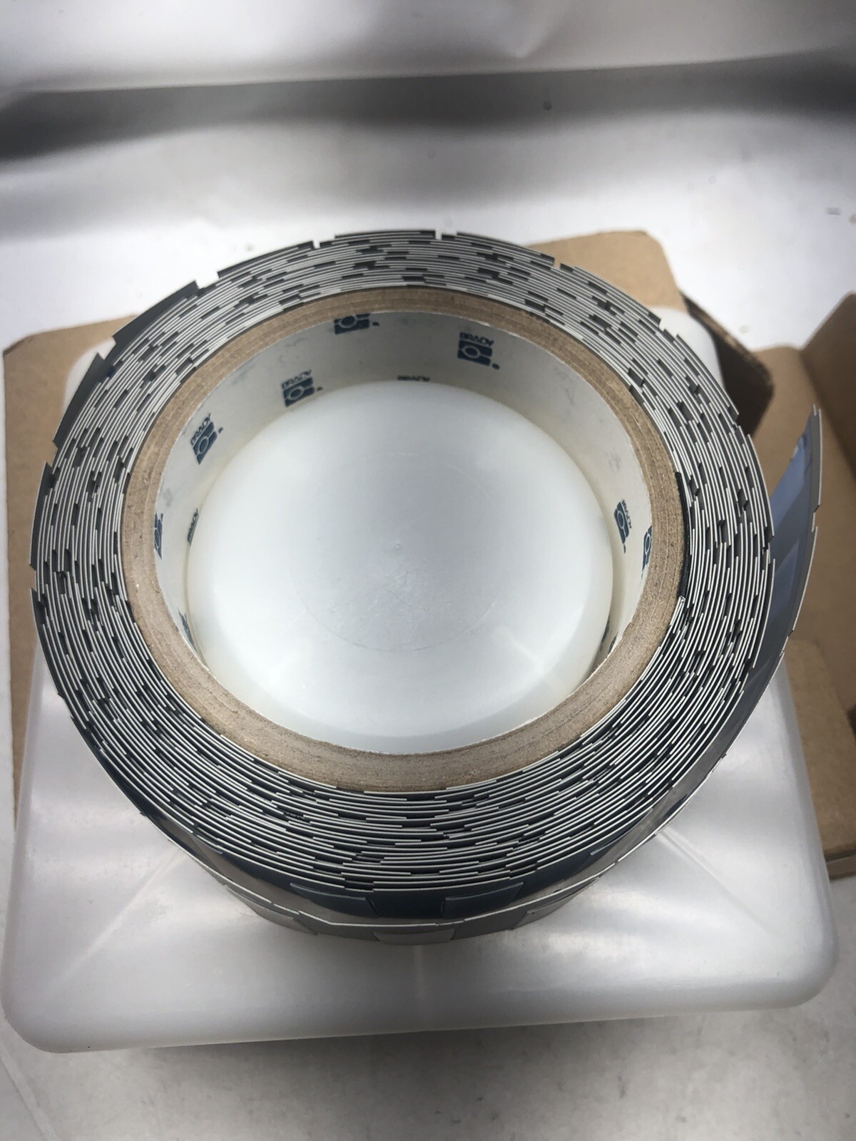 NEW PSBXP-214-250 BRADY PERMASLEEVE PS WIRE MARKERS