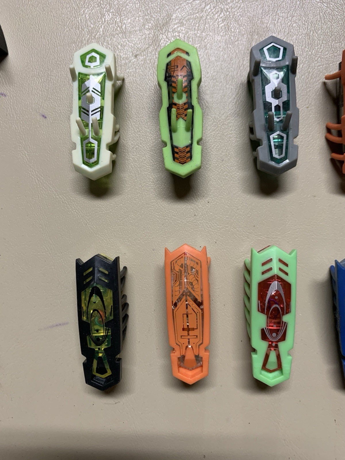 Hexbug Nano Bug Lot (14 Bugs) & Various Habitat and Space Playset Pieces-**Read*