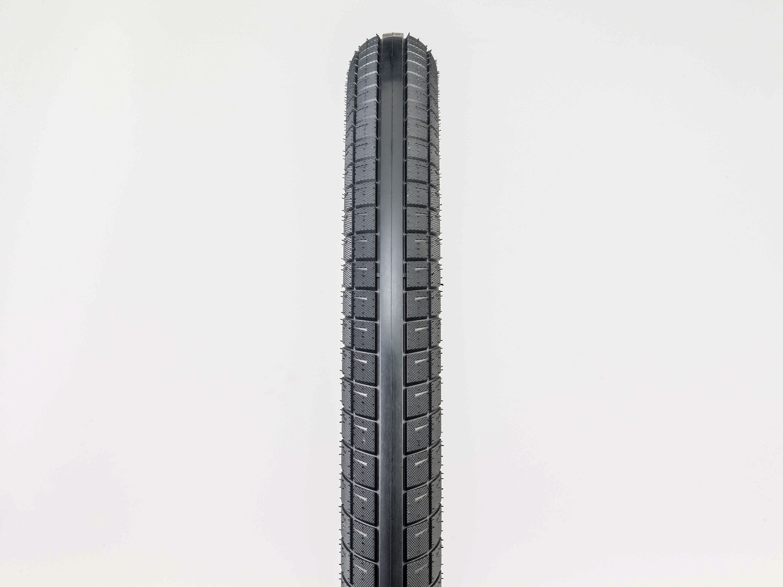 Bontrager E6 Hard-Case Lite E-Bike Tire 27.5" x 2.4" Black/Reflective