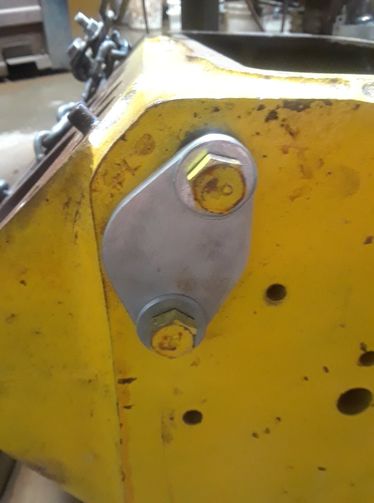 Chrysler water block off plates 331,354.392