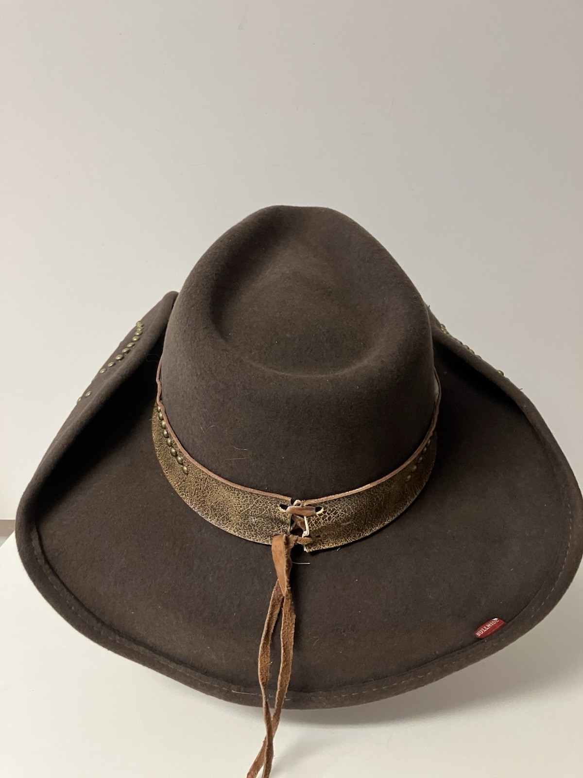 Bullhide ‘Sheila’ Western Wool Felt Cowgirl Hat Leatherette Band Flower Concho