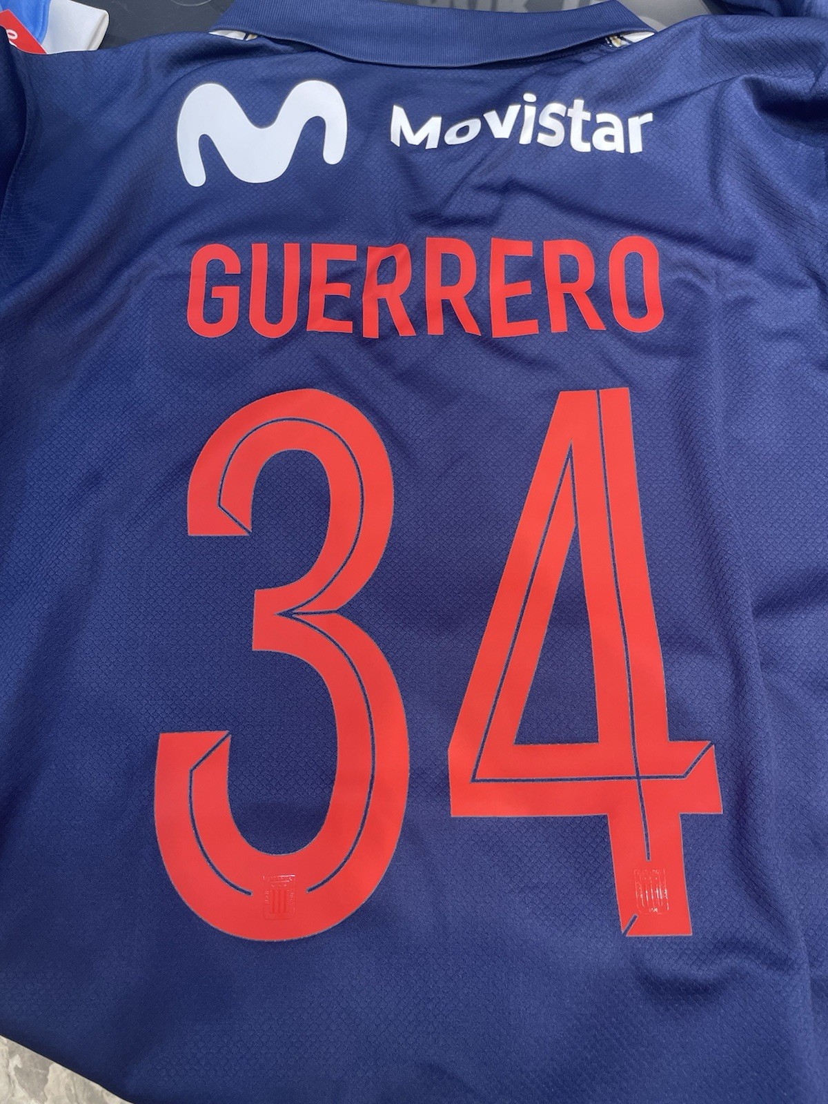 Jersey Camiseta Alianza Lima 125 AÑOS Nike Peru - L # 34 GUERRERO