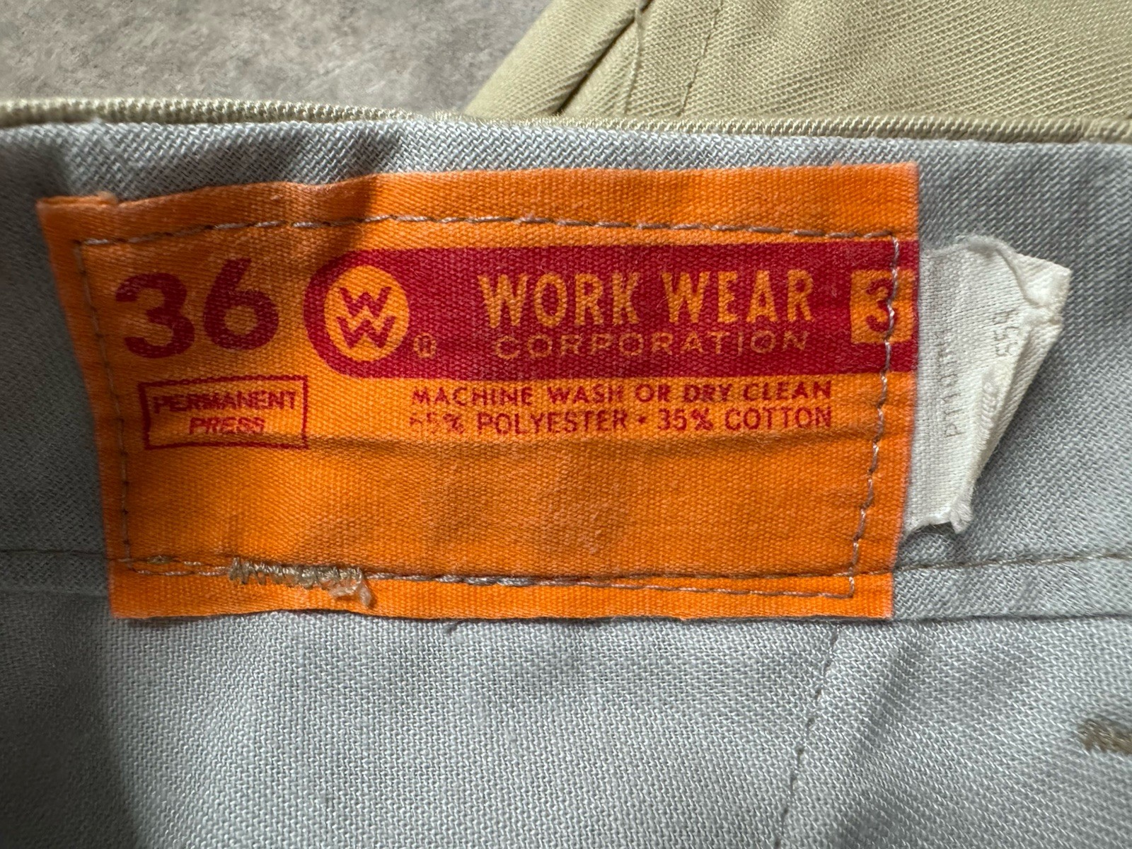Vintage 1960s 1970s Workwear Slacks Trousers Men 35x30 Tan Sta-Prest Pants NEW