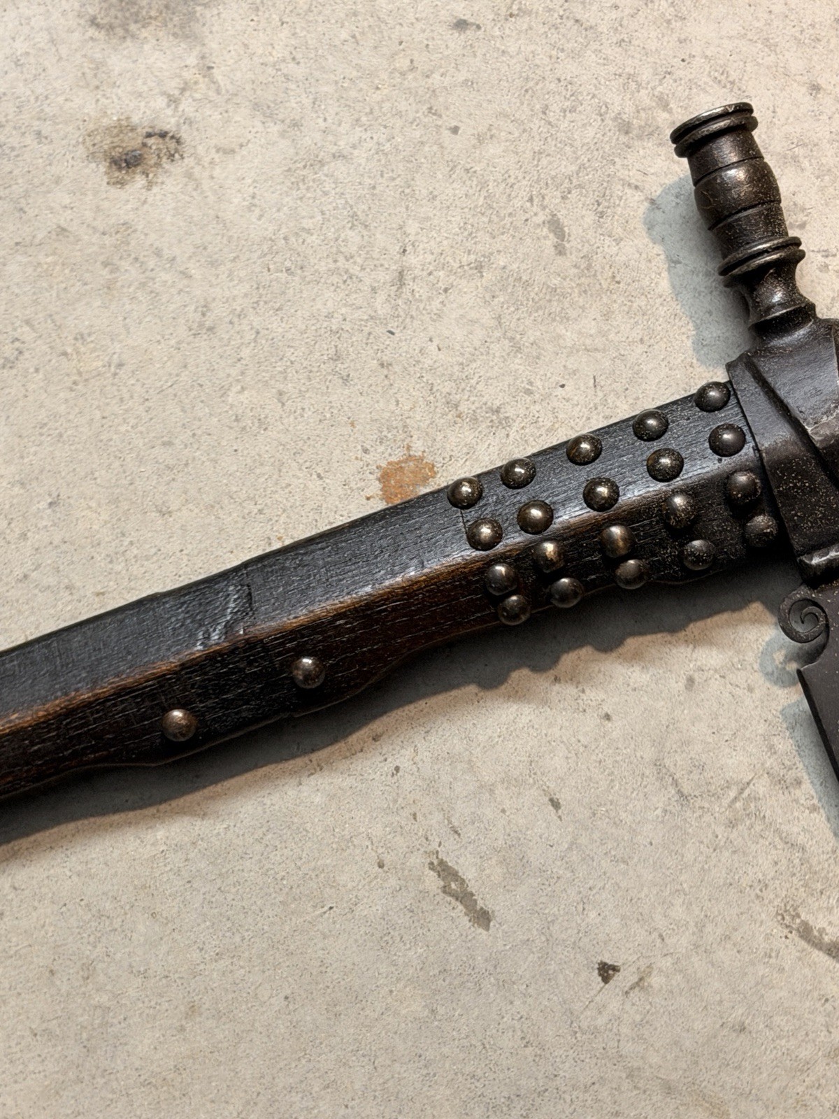 1800’s Native American Lakota (Sioux) Knife–Tomahawk with Beaded Drop