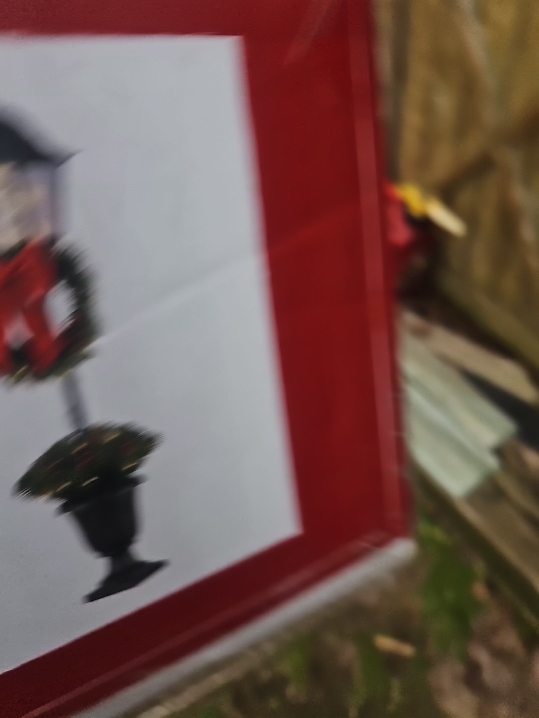 Red Shed Pre-Lit 3.5 ft Christmas Lamp Post 35 Incandescent Bulbs