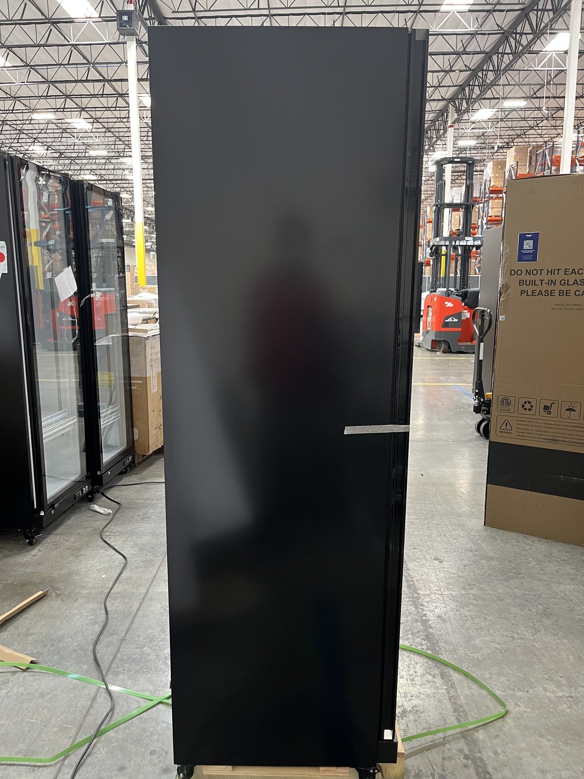 Yeego Commercial Display Beverage Refrigerator 12.36 Cu.ft LED Light For Stores