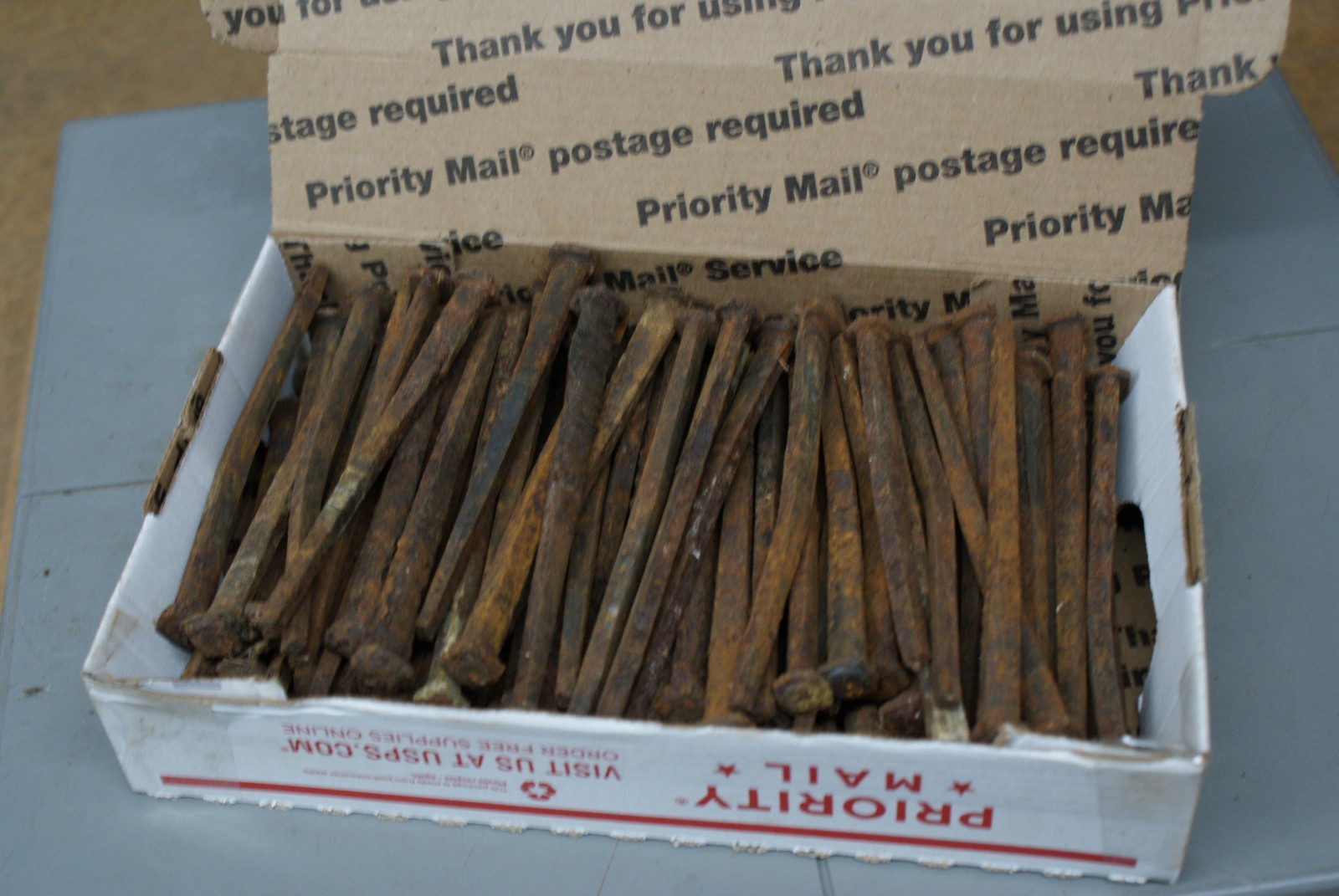 Approx. 200 (10 lbs) ANTIQUE (1800'S) SQUARE 4.5" LONG NAILS