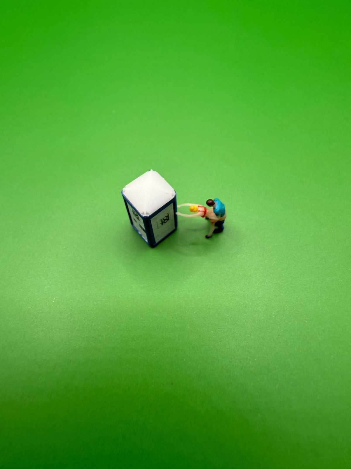 / PAINTED / N Gauge Sexy Scene V3N Liebespar LOO 1/160 Figures Diorama Model Railway